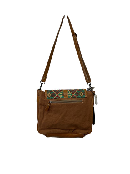 Crossbody By Myra. Size: Large