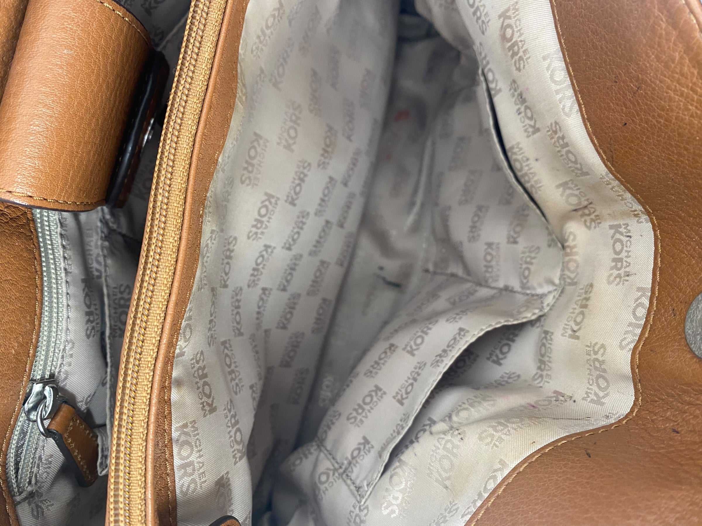 Handbag Designer Michael Kors. Size Medium