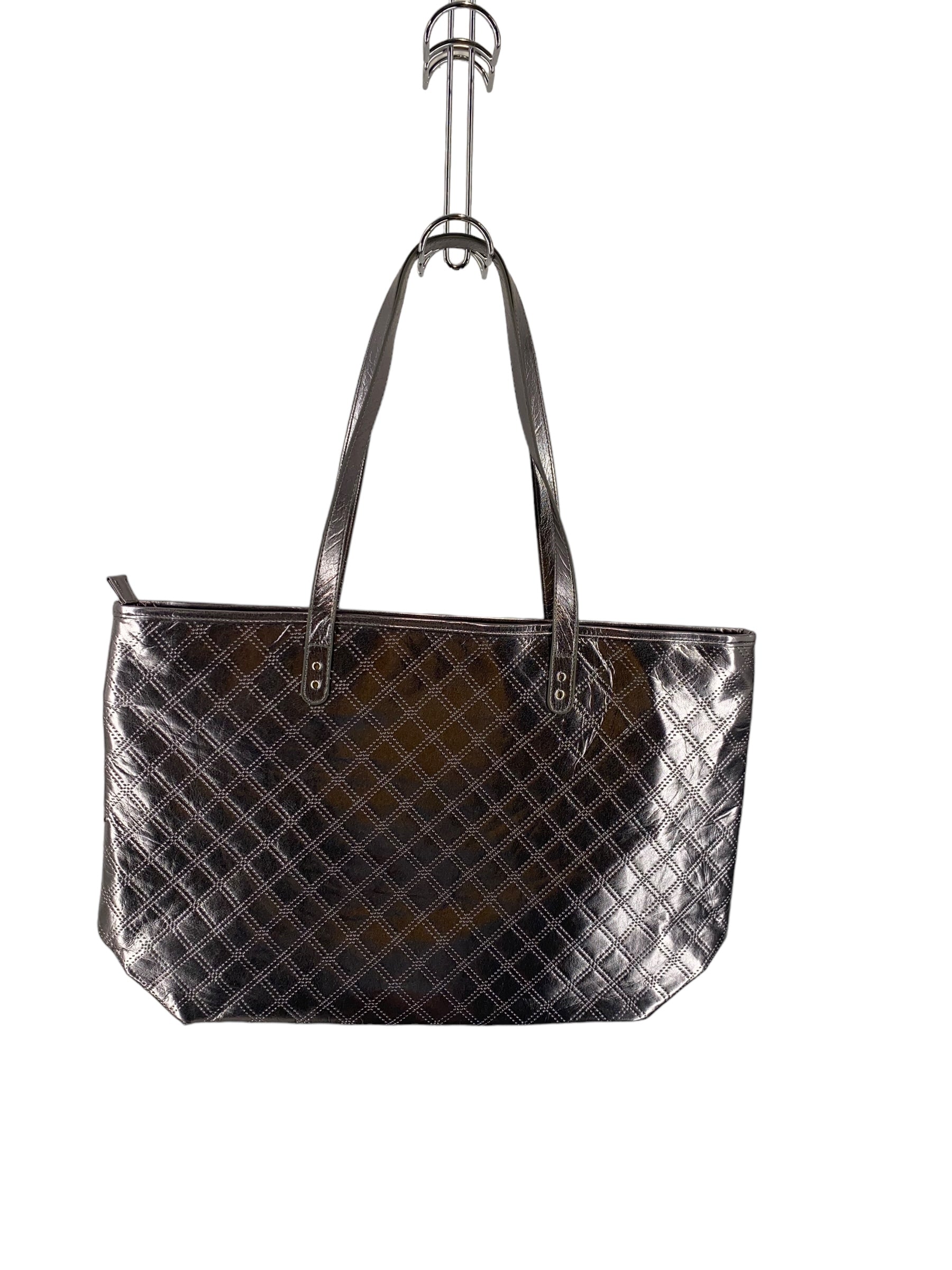 Tote By Clothes Mentor. Size: Large