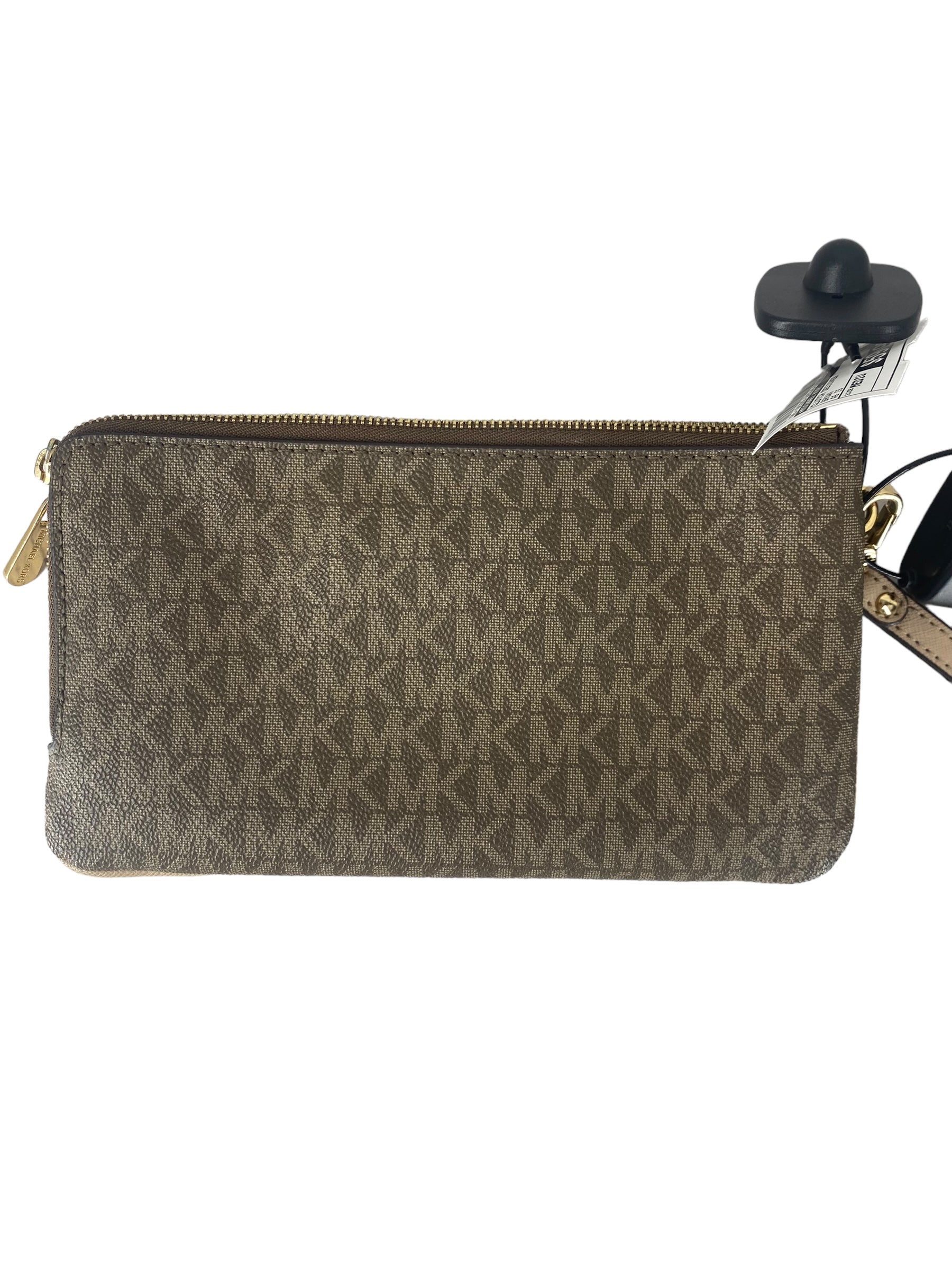 Clutch Designer Michael Kors. Size Medium