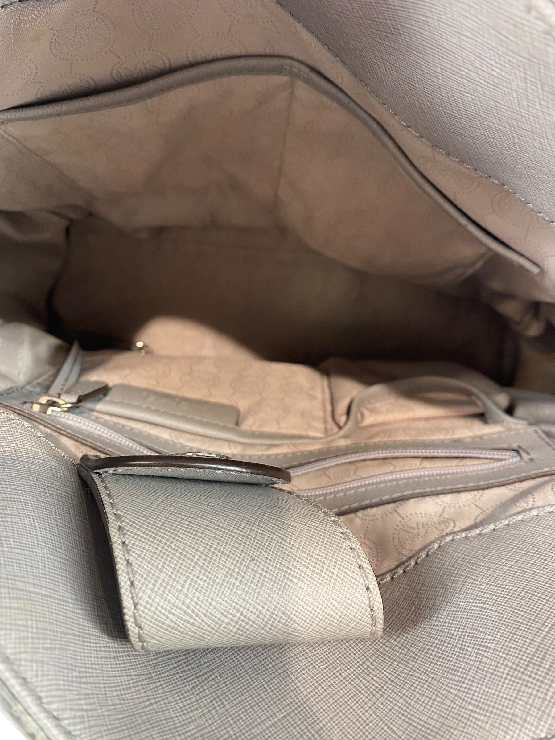 Handbag Michael Kors. Size Large