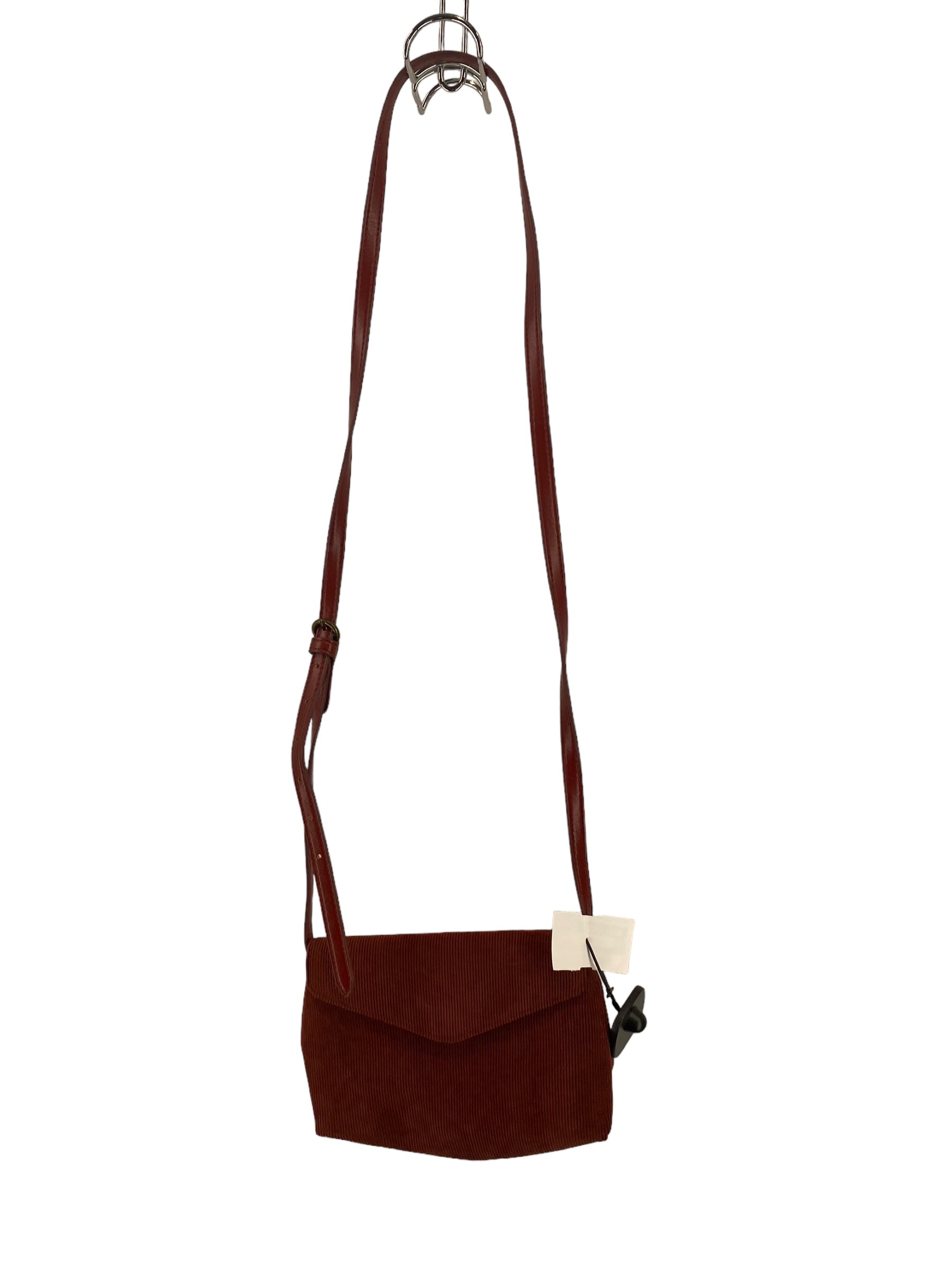Crossbody Universal Thread. Size Small