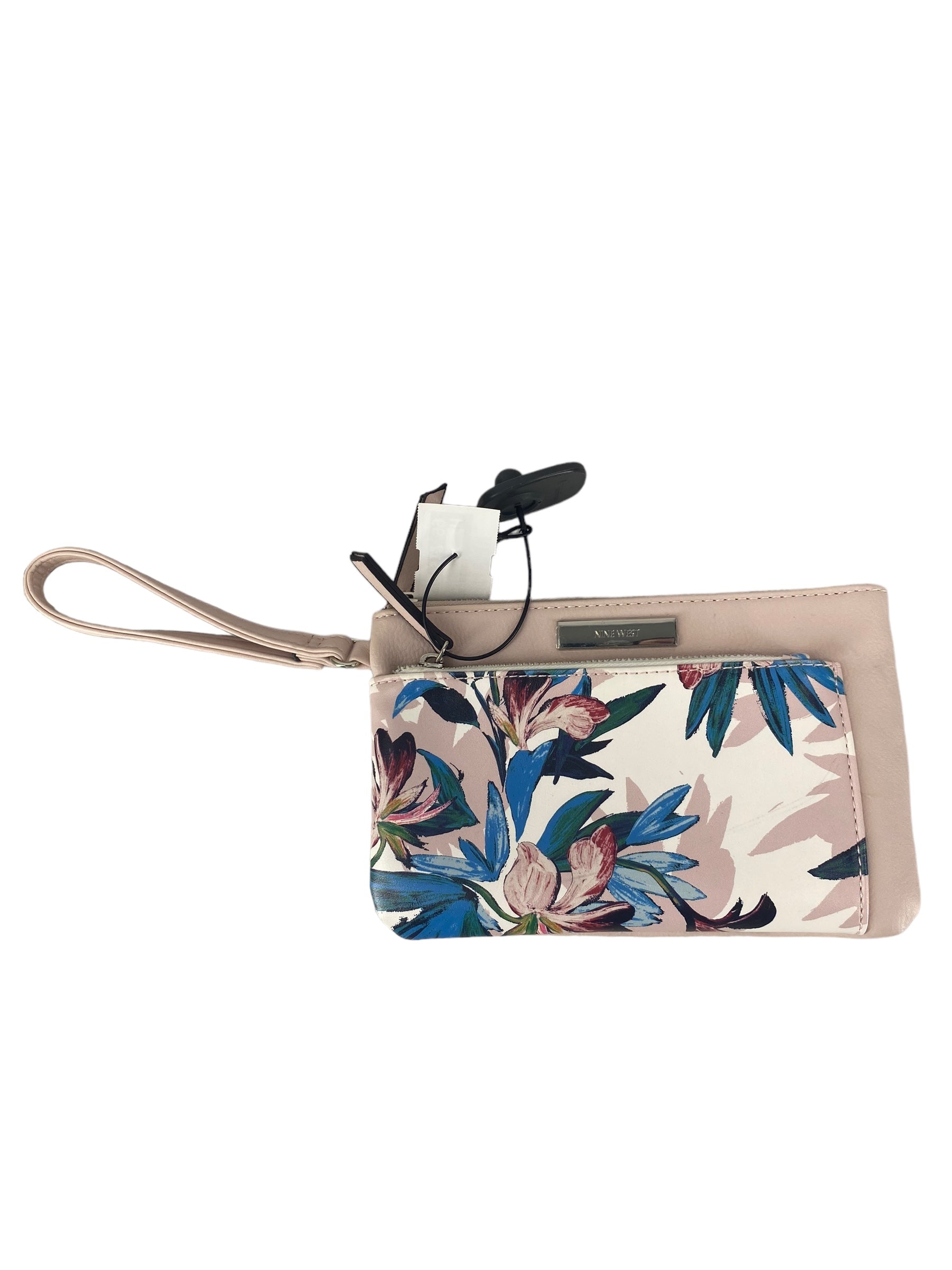 Wristlet Nine West. Size Medium