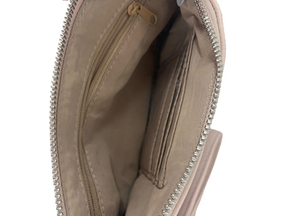 Wristlet Nine West. Size Medium