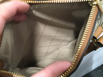 Handbag Designer By Michael Kors. Size: Medium