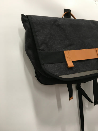 Tote Levis. Size Medium