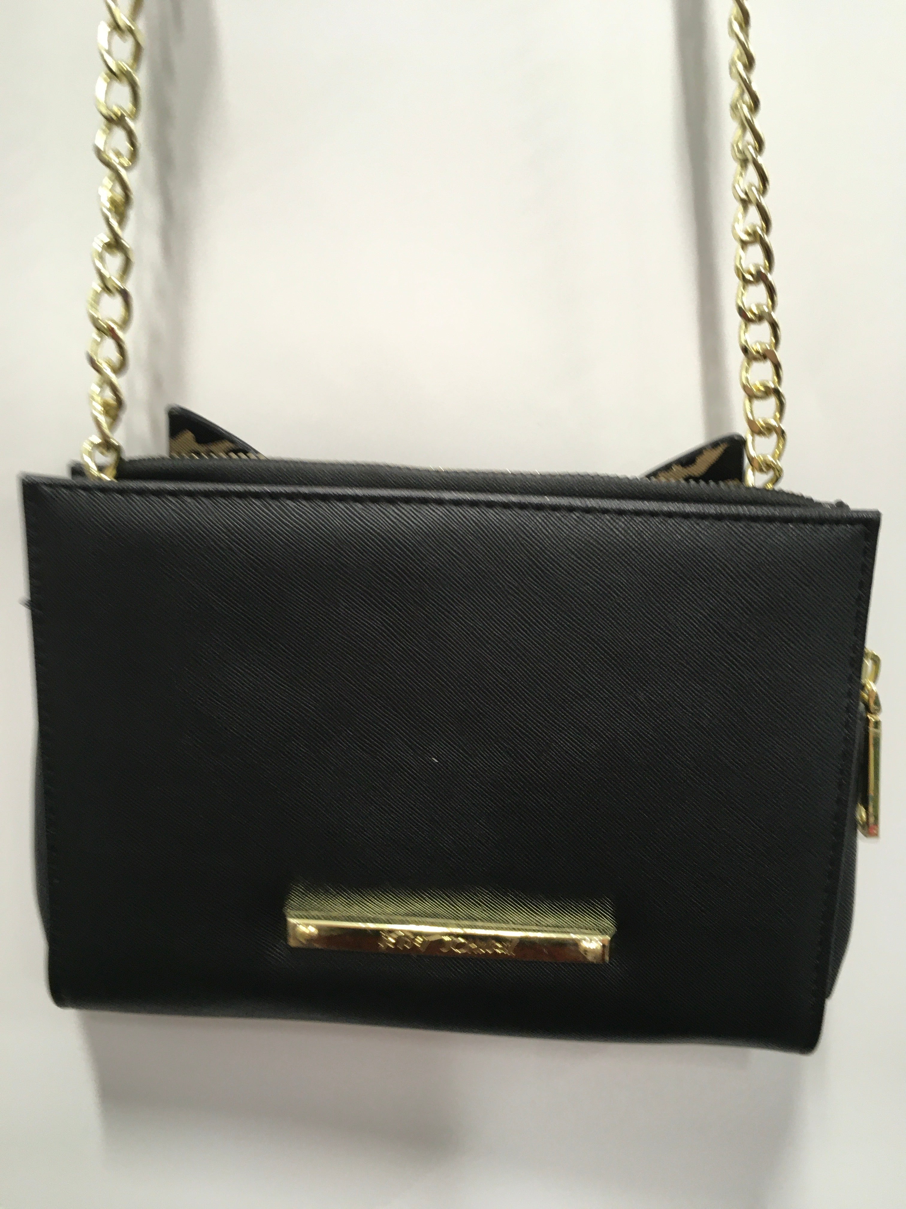 Crossbody By Betsey Johnson. Size: Medium