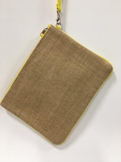 Wristlet Clothes Mentor. Size Large