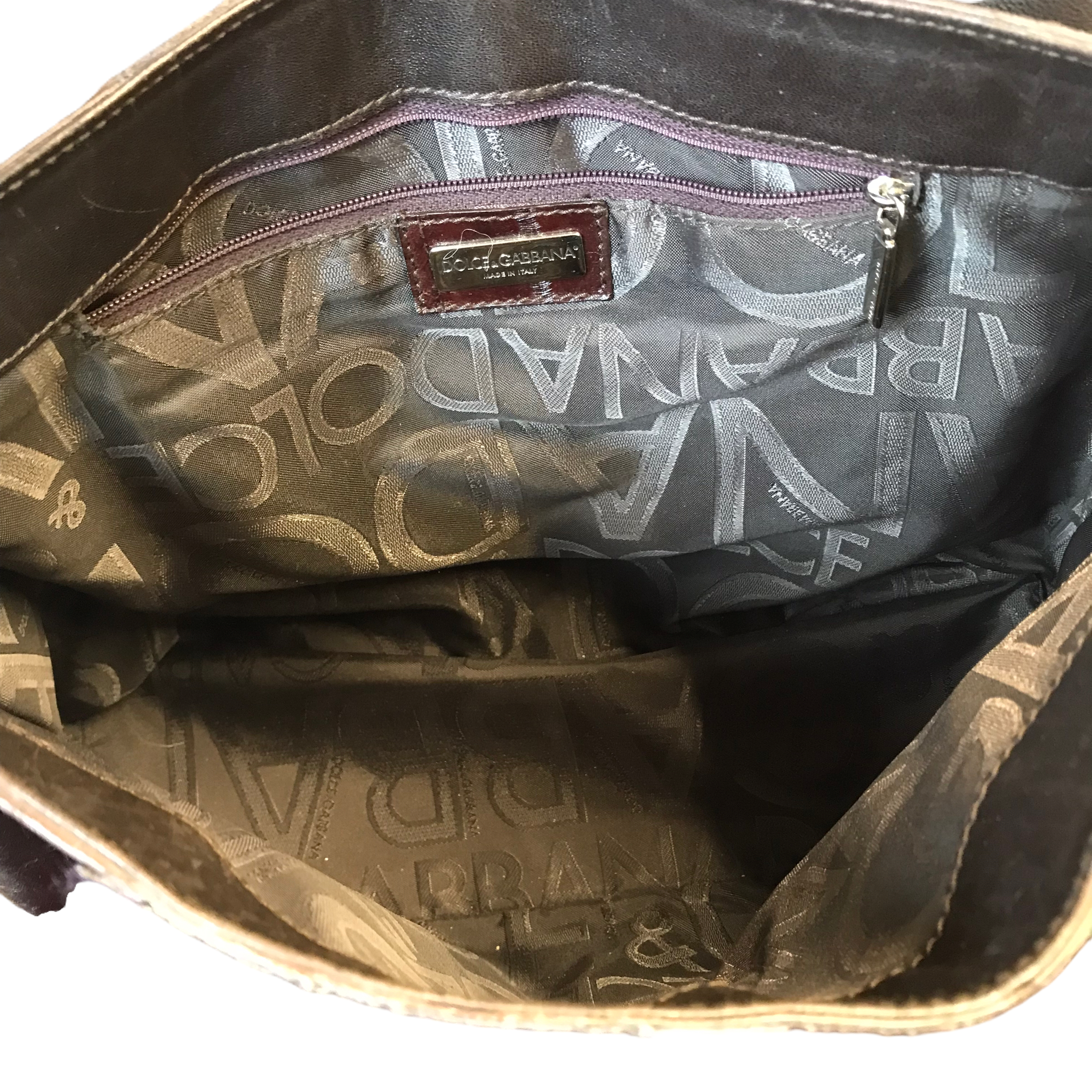 Handbag Luxury Designer By Dolce And Gabbana. Size: Medium