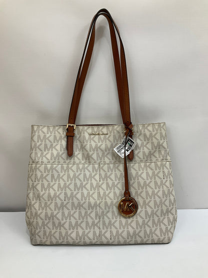 Handbag Designer By Michael Kors. Size: Medium