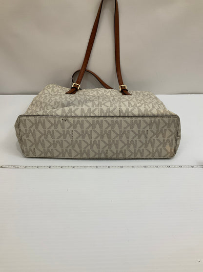 Handbag Designer By Michael Kors. Size: Medium