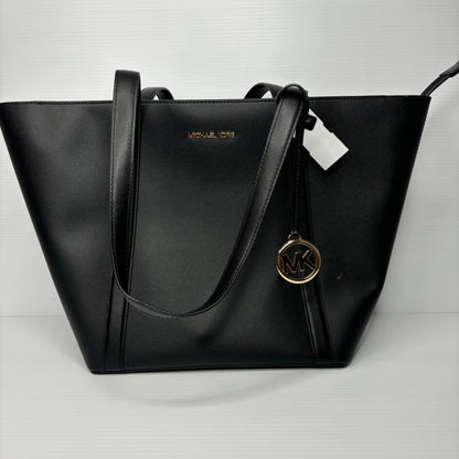 Handbag Designer Michael Kors. Size Medium