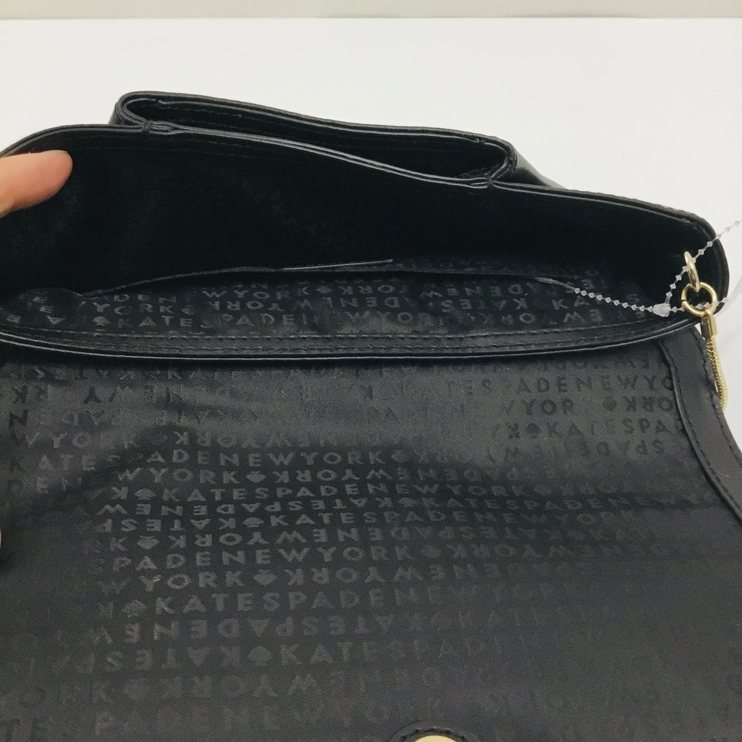 Handbag By Kate Spade. Size: Medium