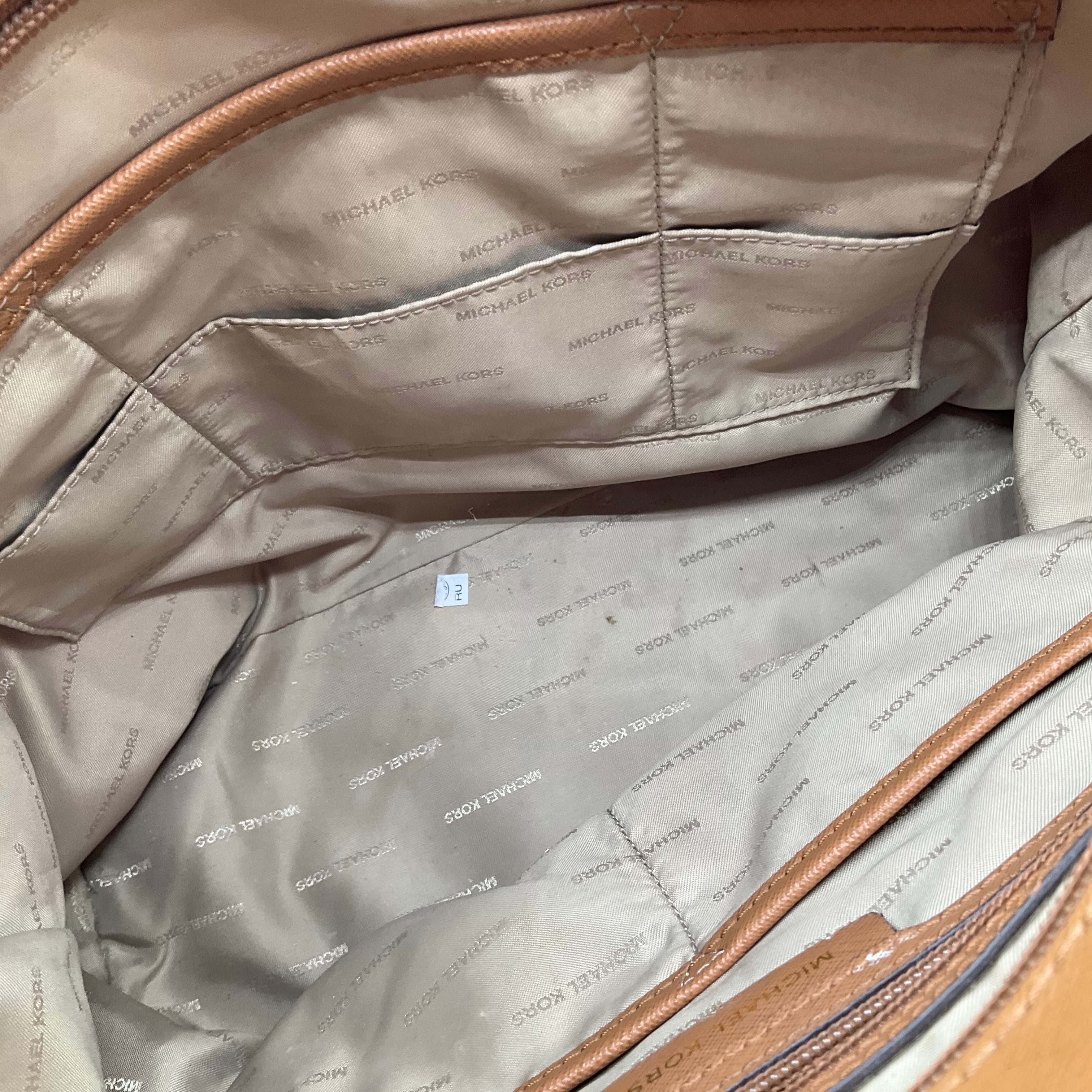 Handbag Designer Michael Kors. Size Medium
