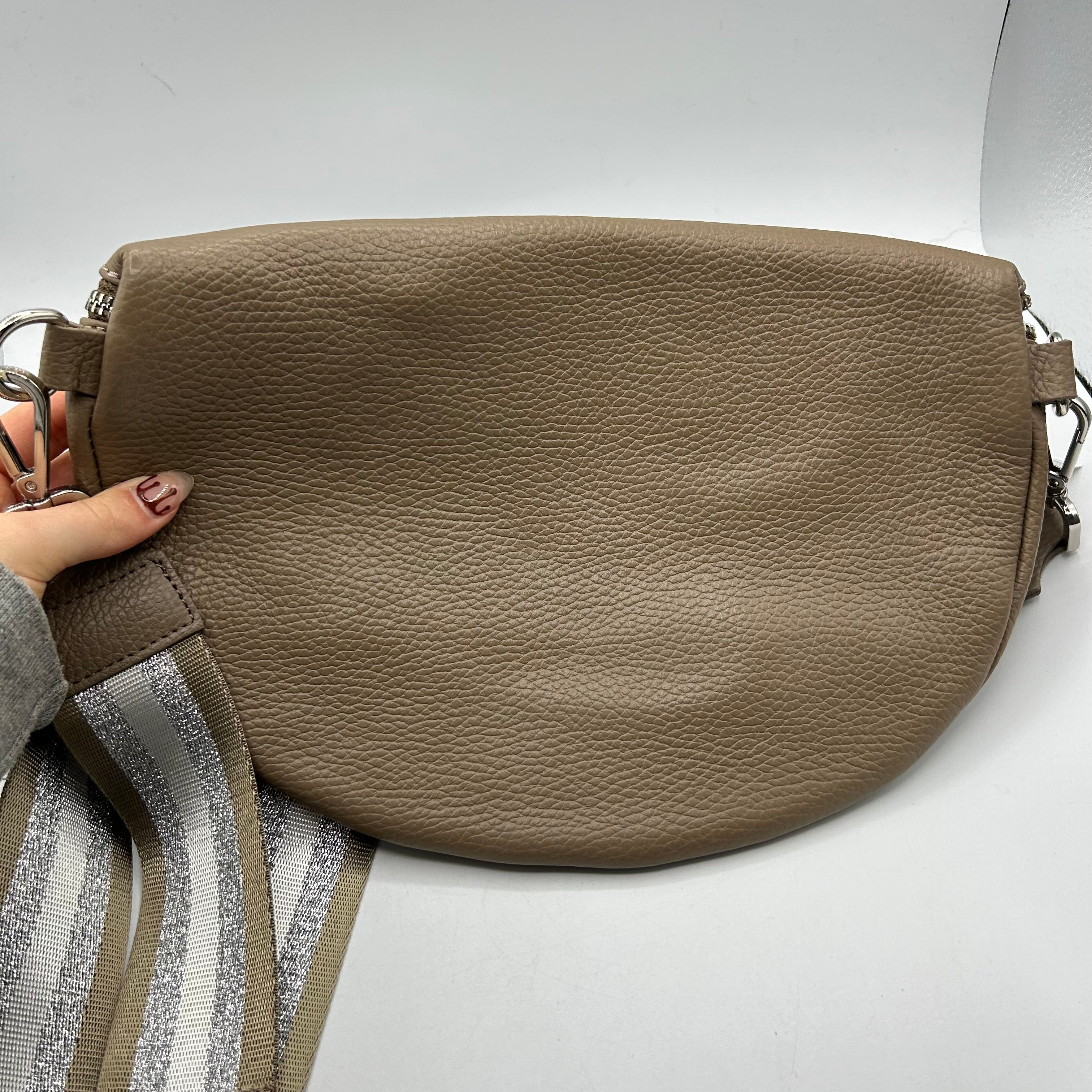 Belt Bag Leather By Cmb. Size: Small