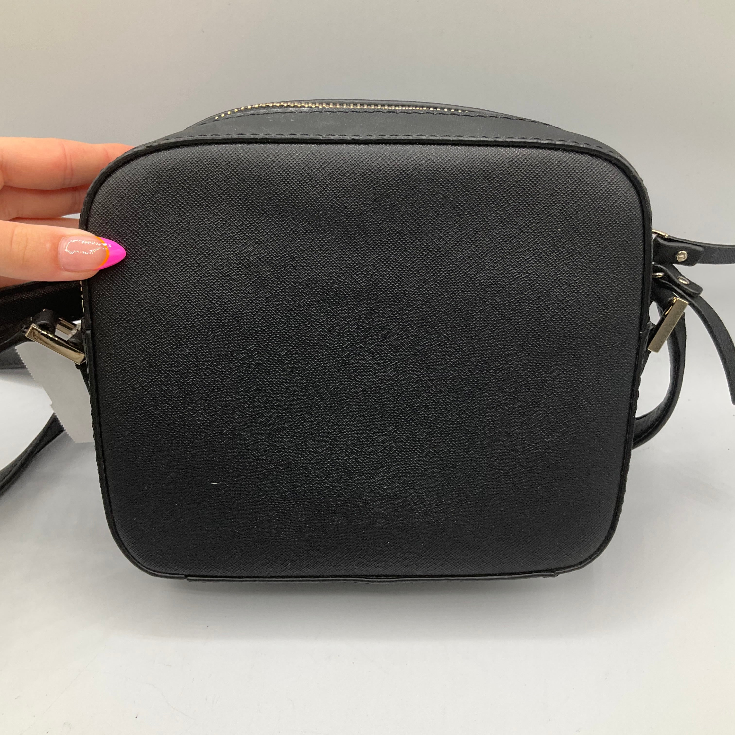 Crossbody Designer Kate Spade. Size Small