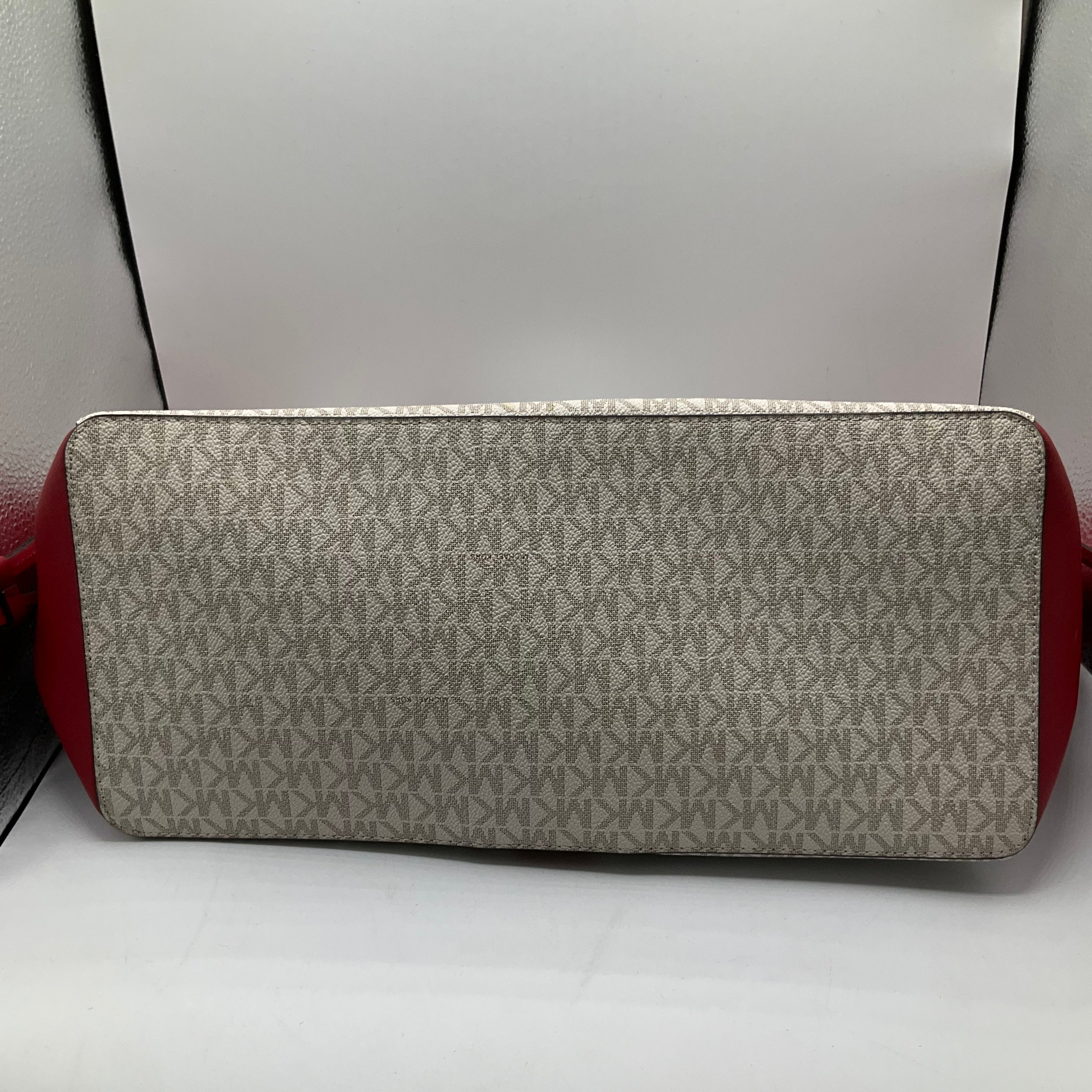 Handbag Designer By Michael Kors. Size: Large