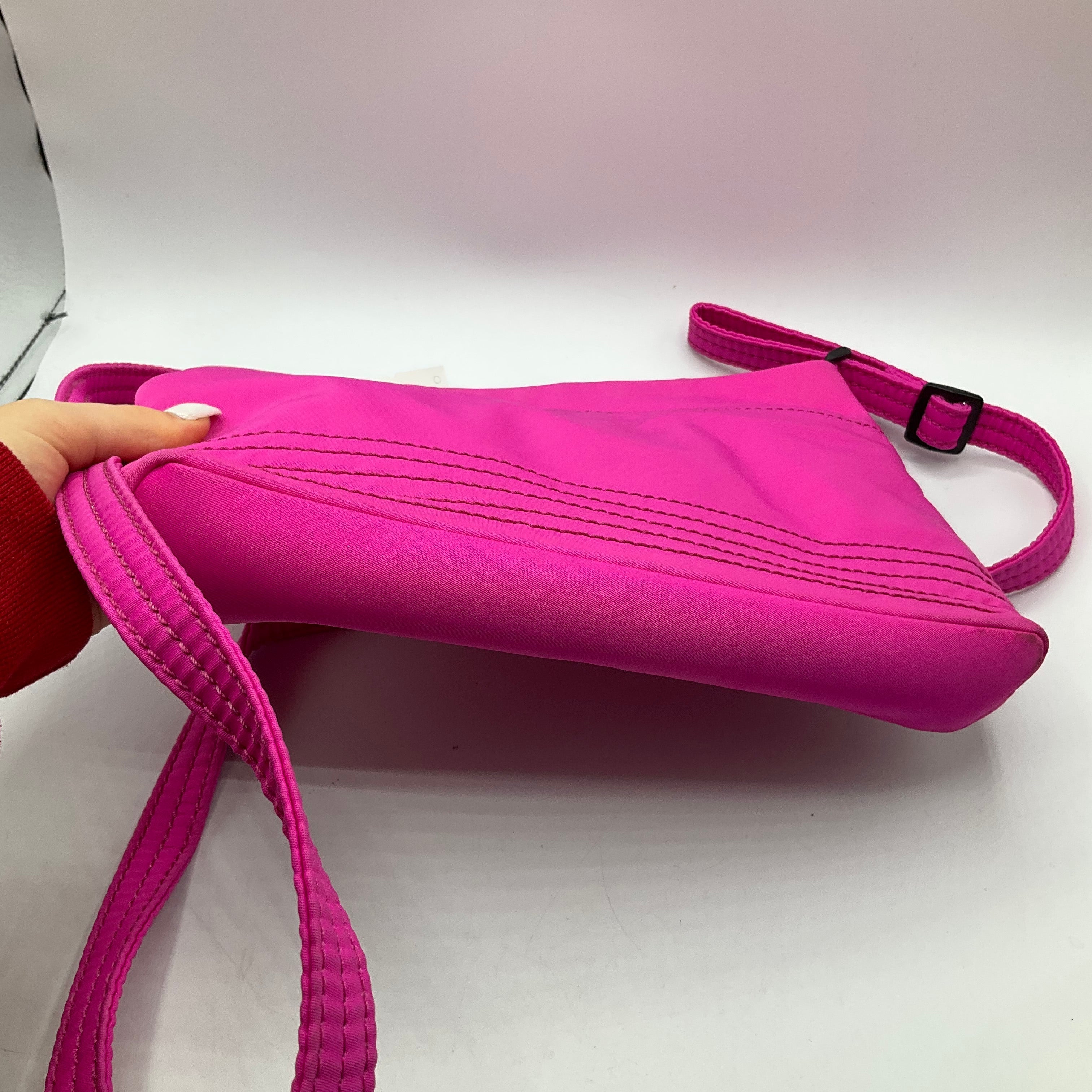 Crossbody Designer By Kate Spade. Size: Medium