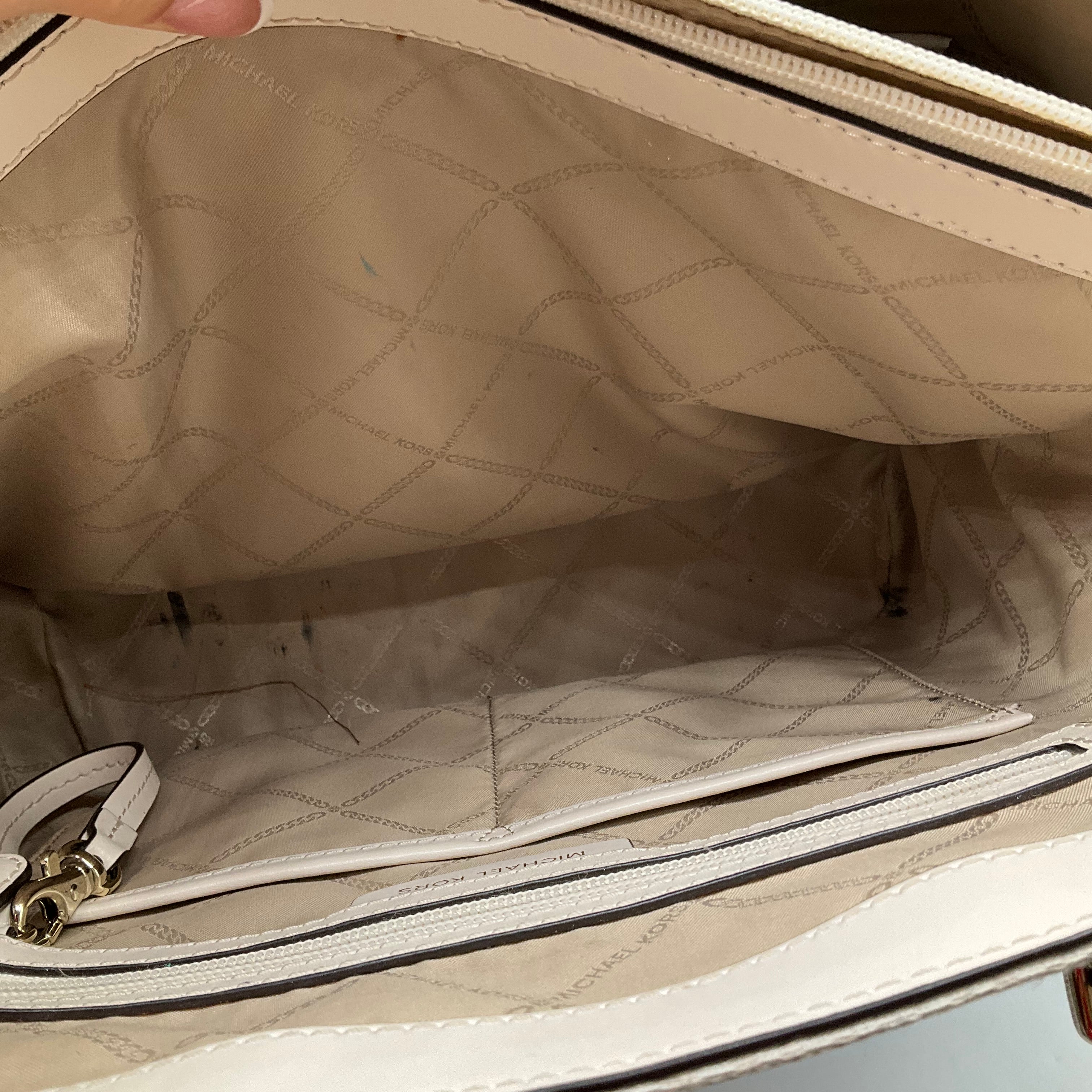 Handbag Designer By Michael Kors. Size: Large