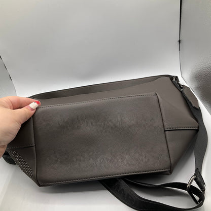 Handbag By Cmb. Size: Medium