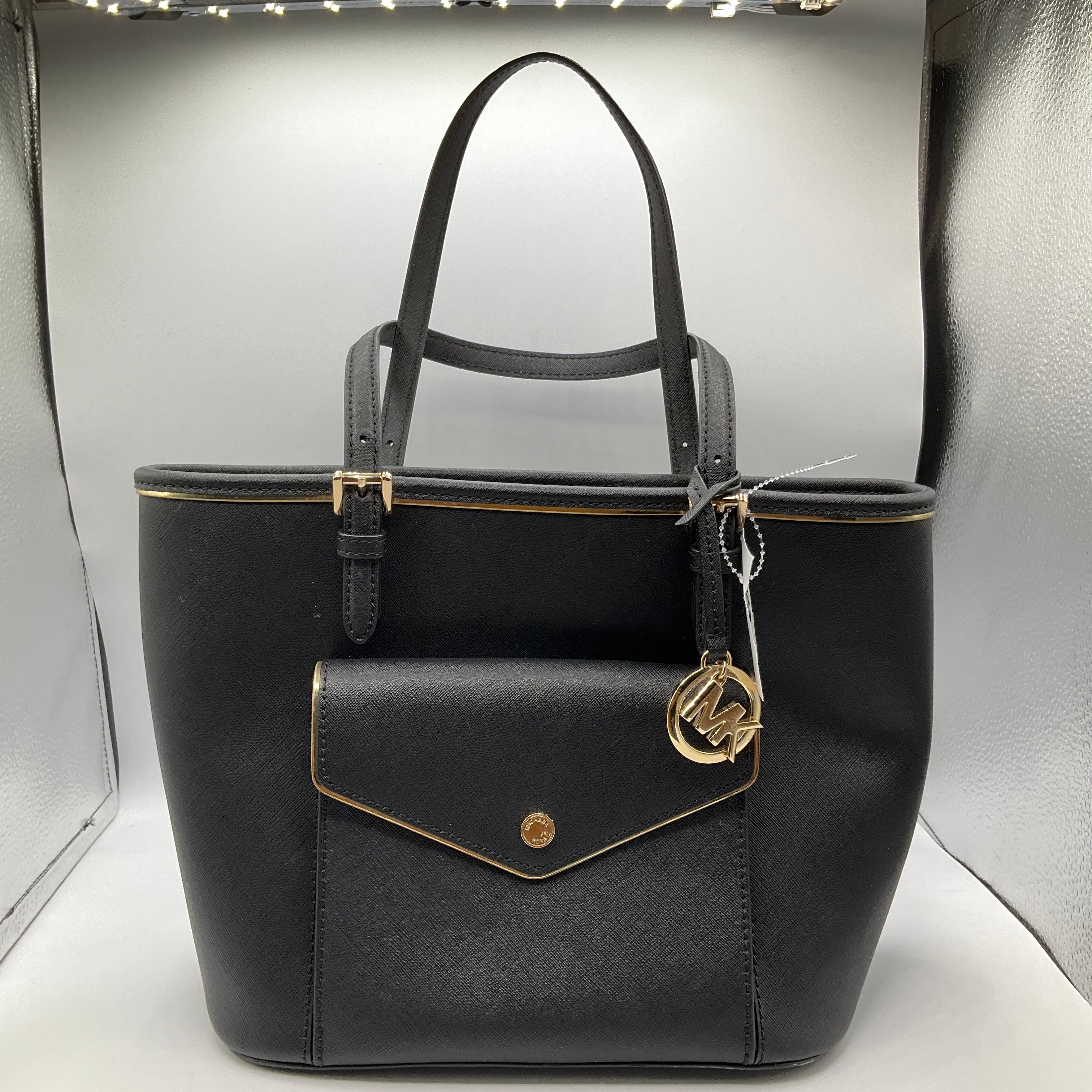 Handbag Designer Michael Kors. Size Medium