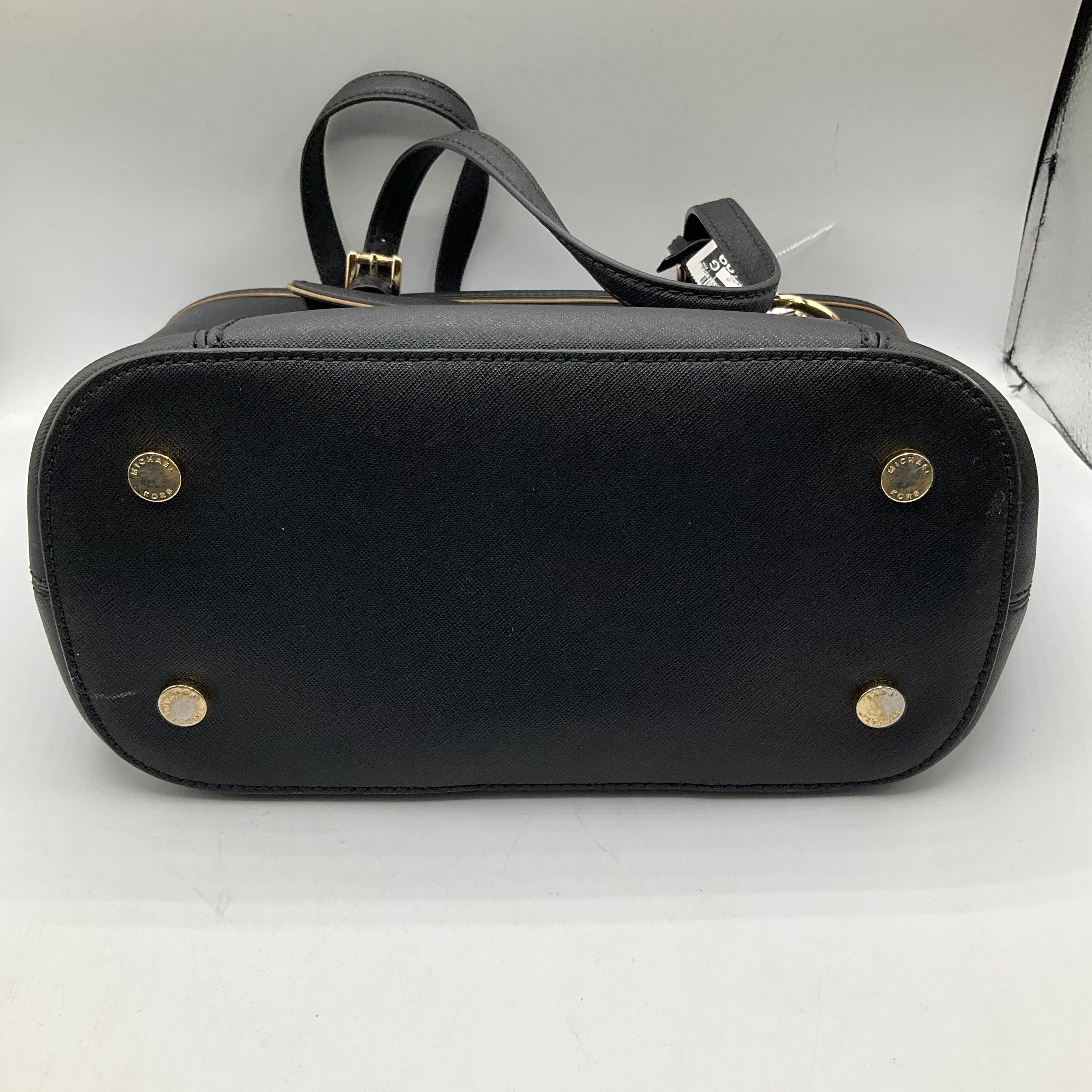 Handbag Designer Michael Kors. Size Medium