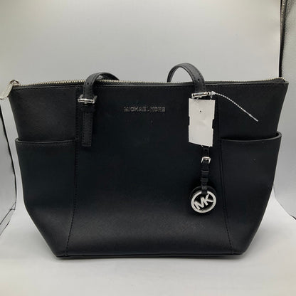 Handbag Designer By Michael Kors. Size: Medium