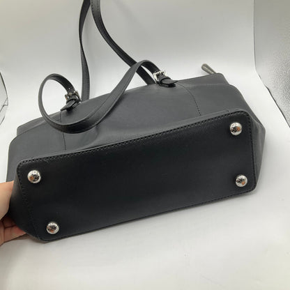 Handbag Designer By Michael Kors. Size: Medium