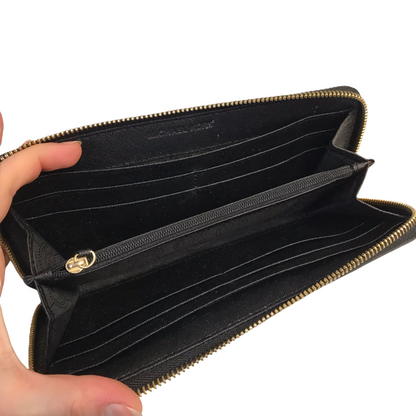 Wallet Designer By Michael Kors. Size: Large