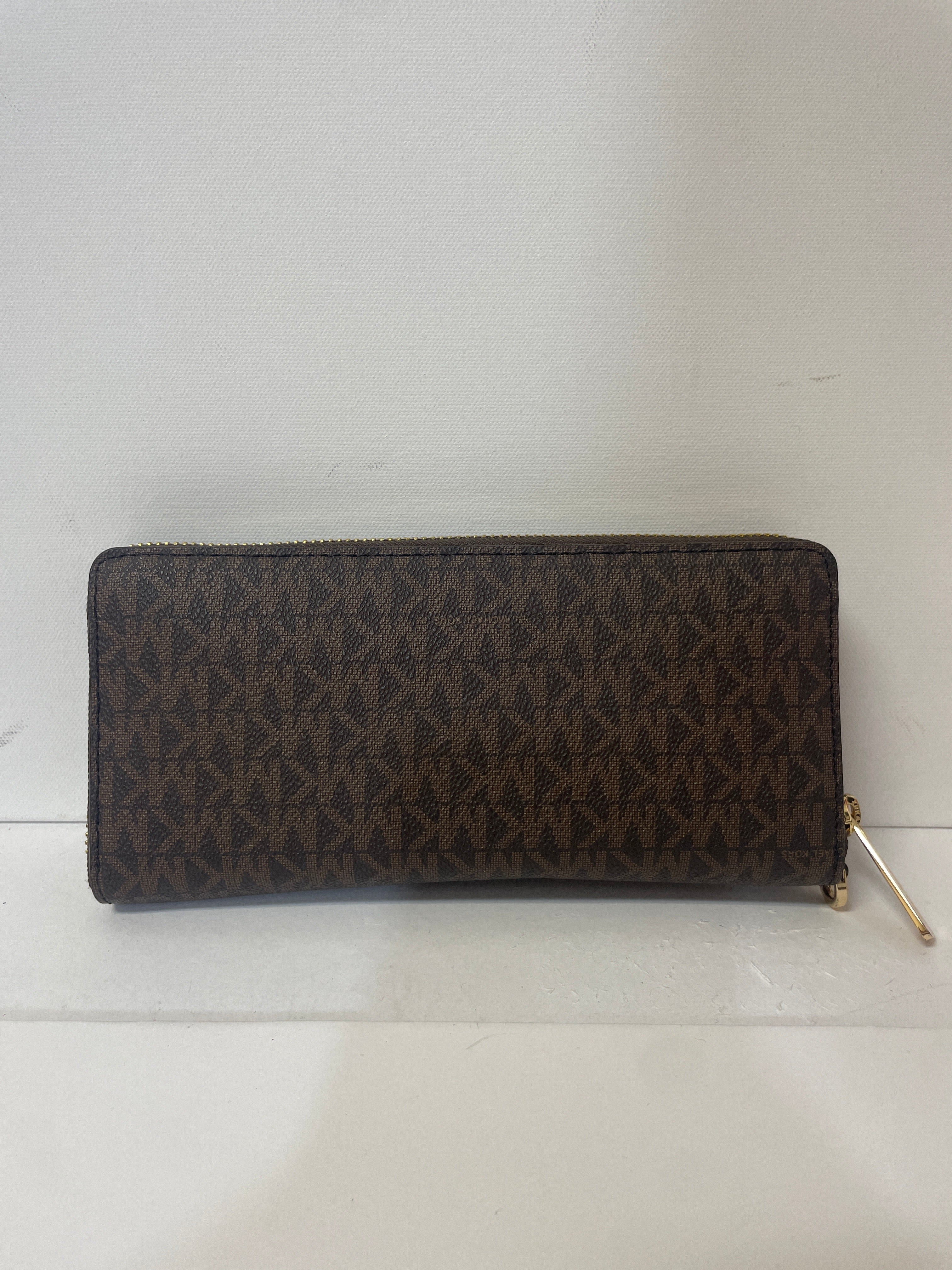 Wallet Designer Michael Kors. Size Large