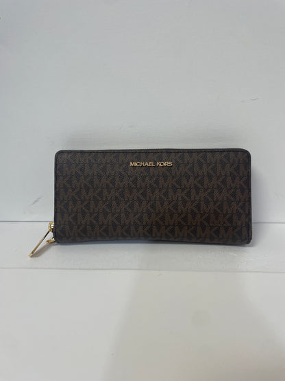 Wallet Designer Michael Kors. Size Large