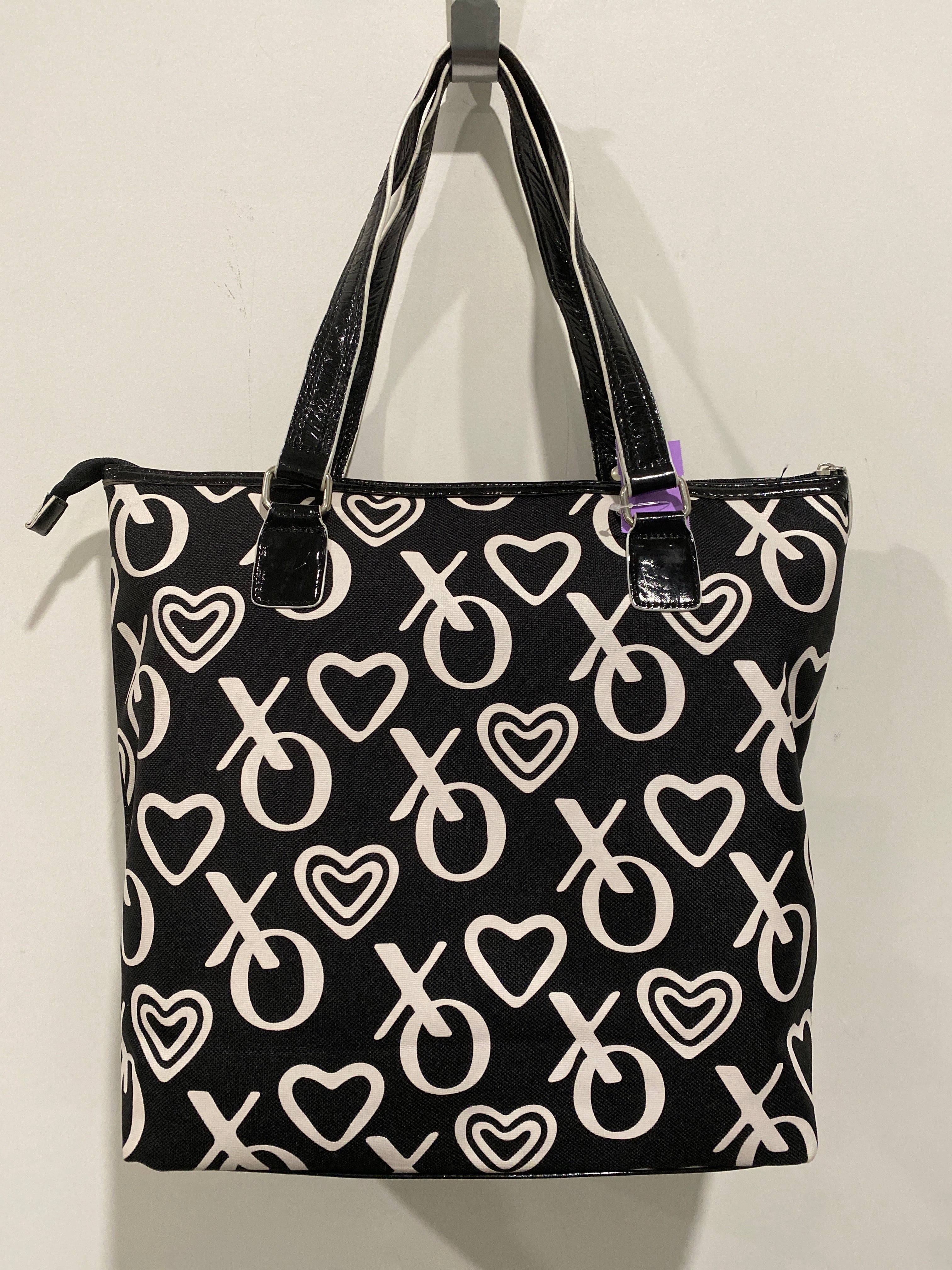 Handbag Xoxo. Size Large