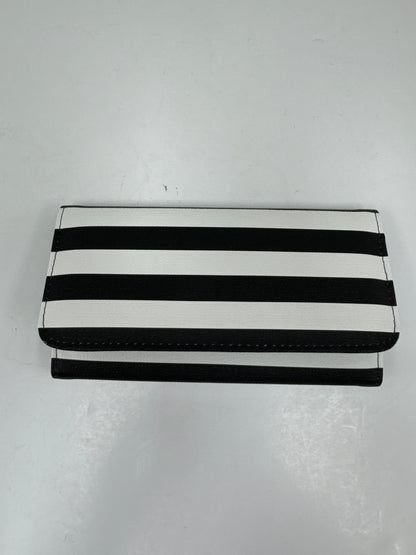 Wallet Kut. Size Large