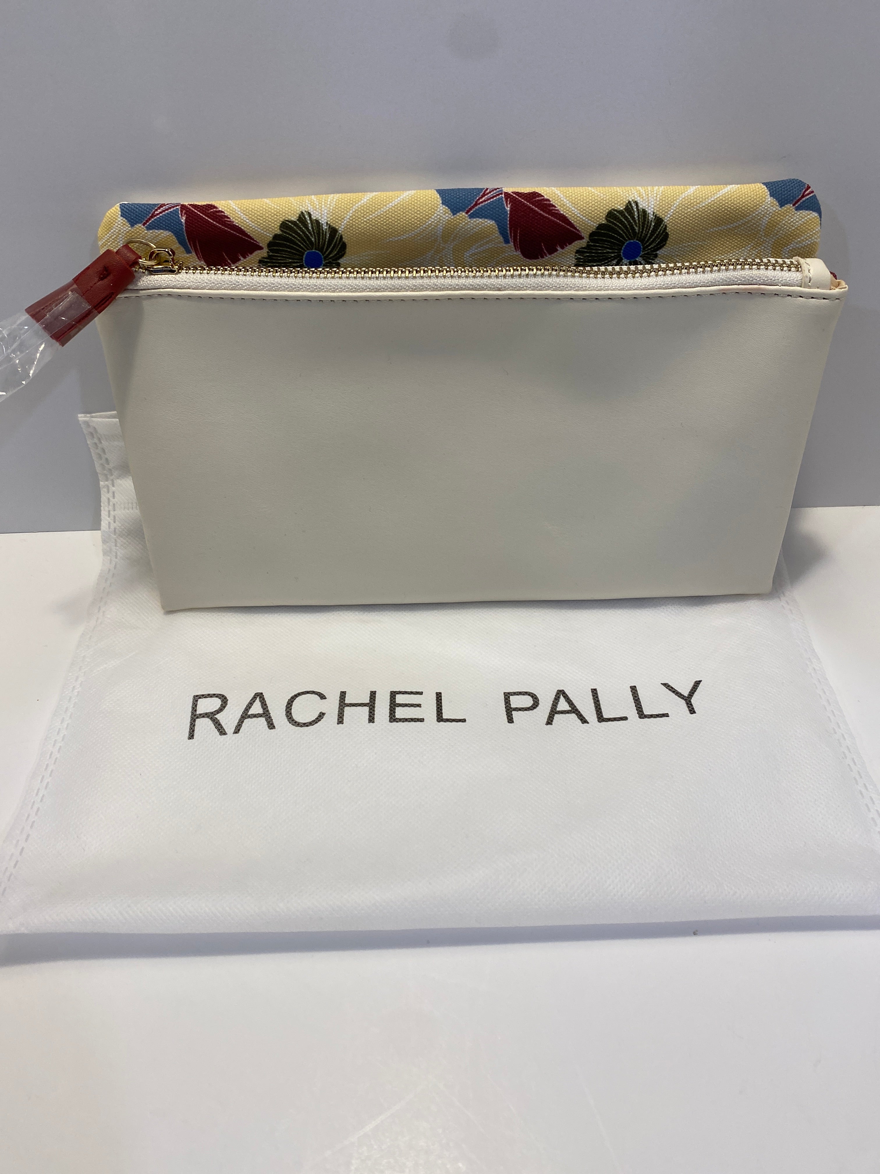 Clutch Rachel Pally. Size Large
