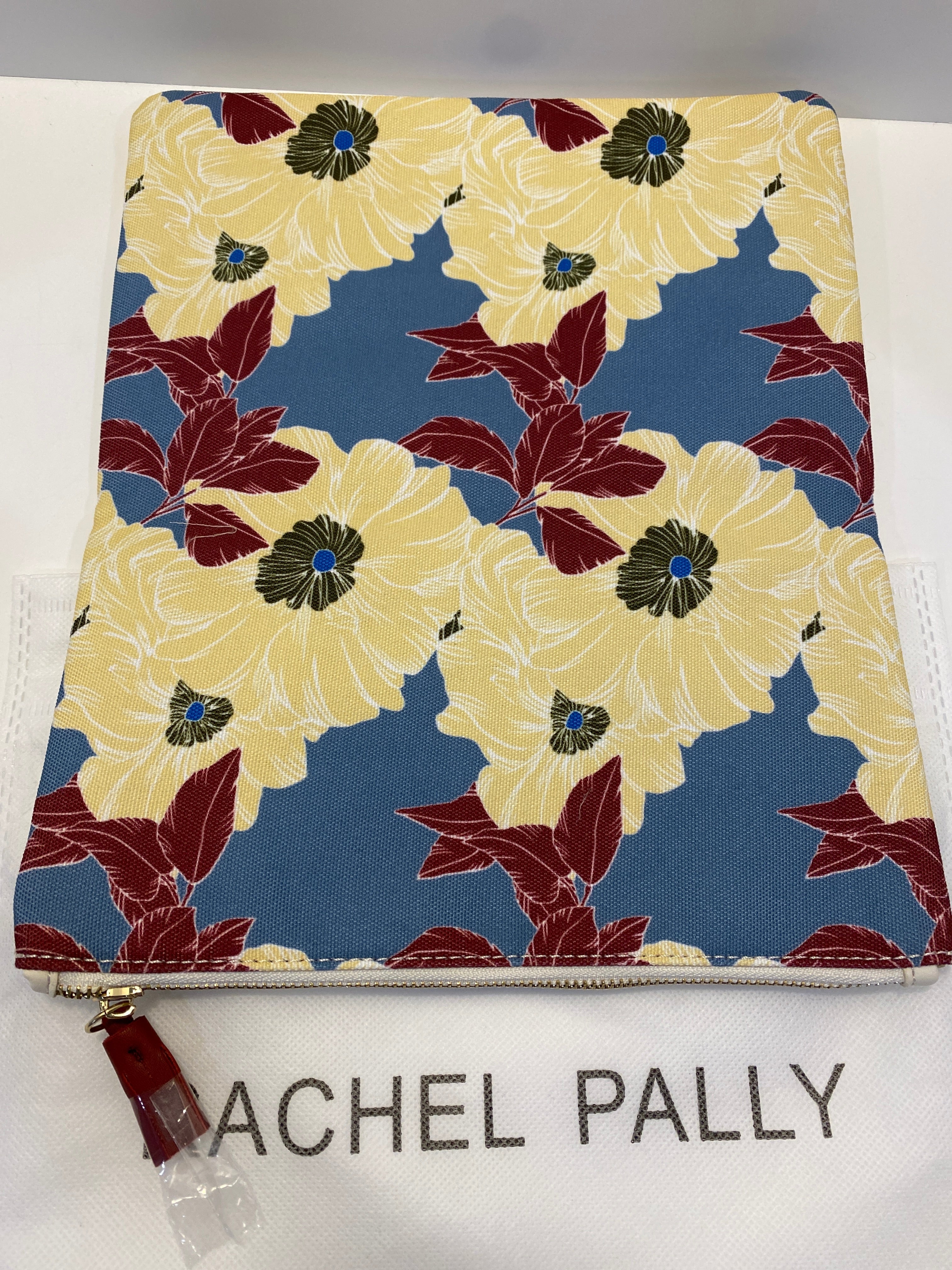 Clutch Rachel Pally. Size Large