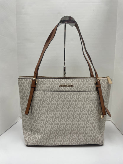 Handbag Designer By Michael Kors. Size: Large