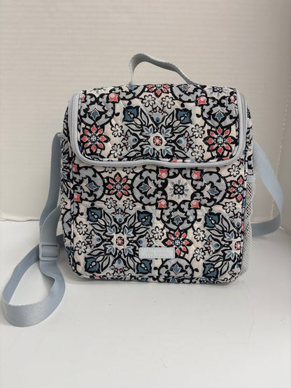 Luggage By Vera Bradley. Size: Medium