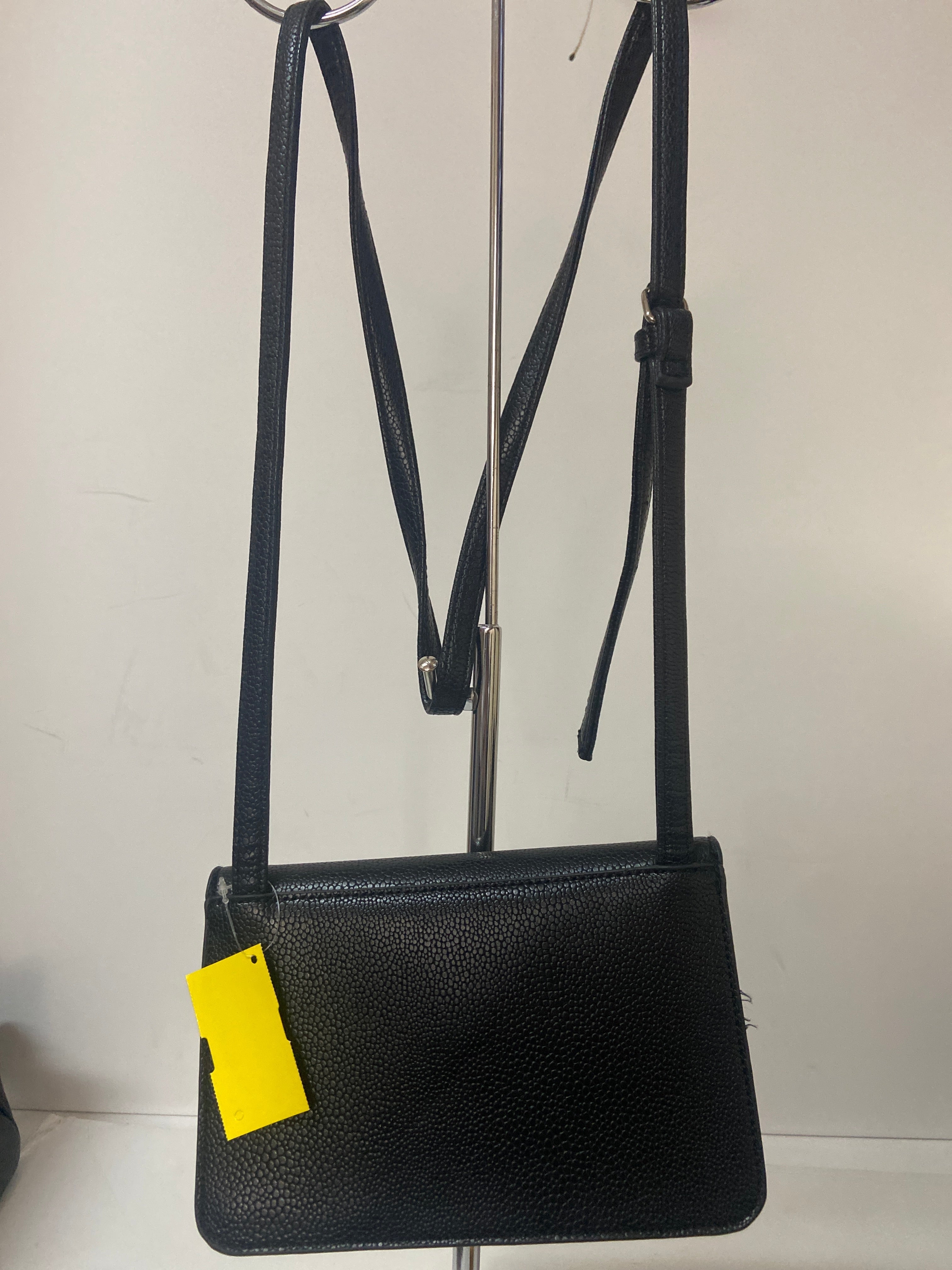 Crossbody By Tahari By Arthur Levine. Size: Medium