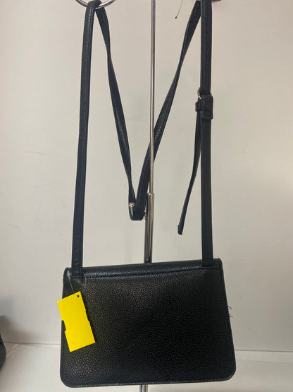 Crossbody By Tahari By Arthur Levine. Size: Medium