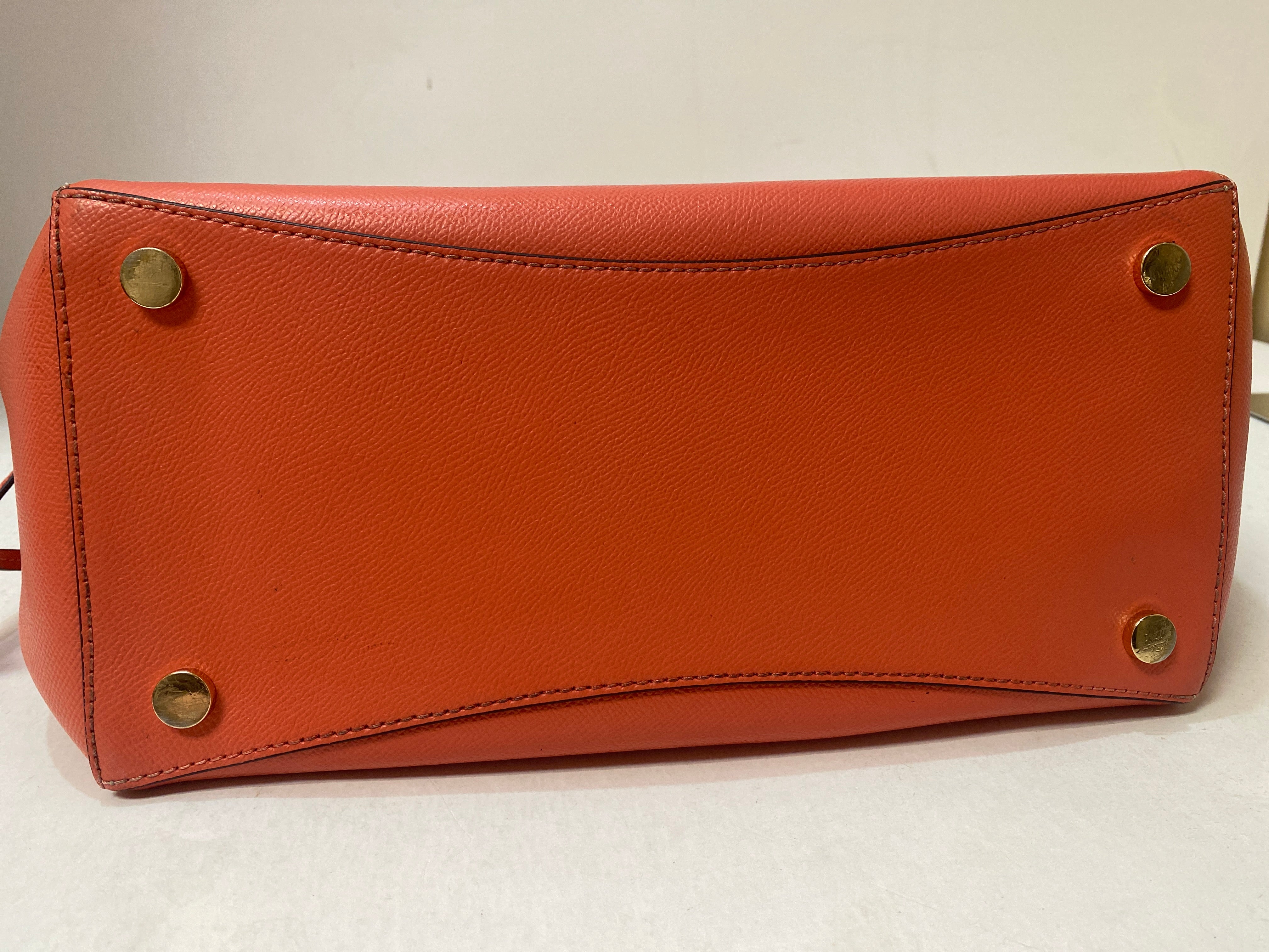 Handbag Designer By Michael Kors. Size: Large