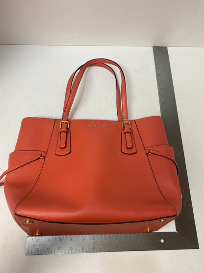 Handbag Designer By Michael Kors. Size: Large