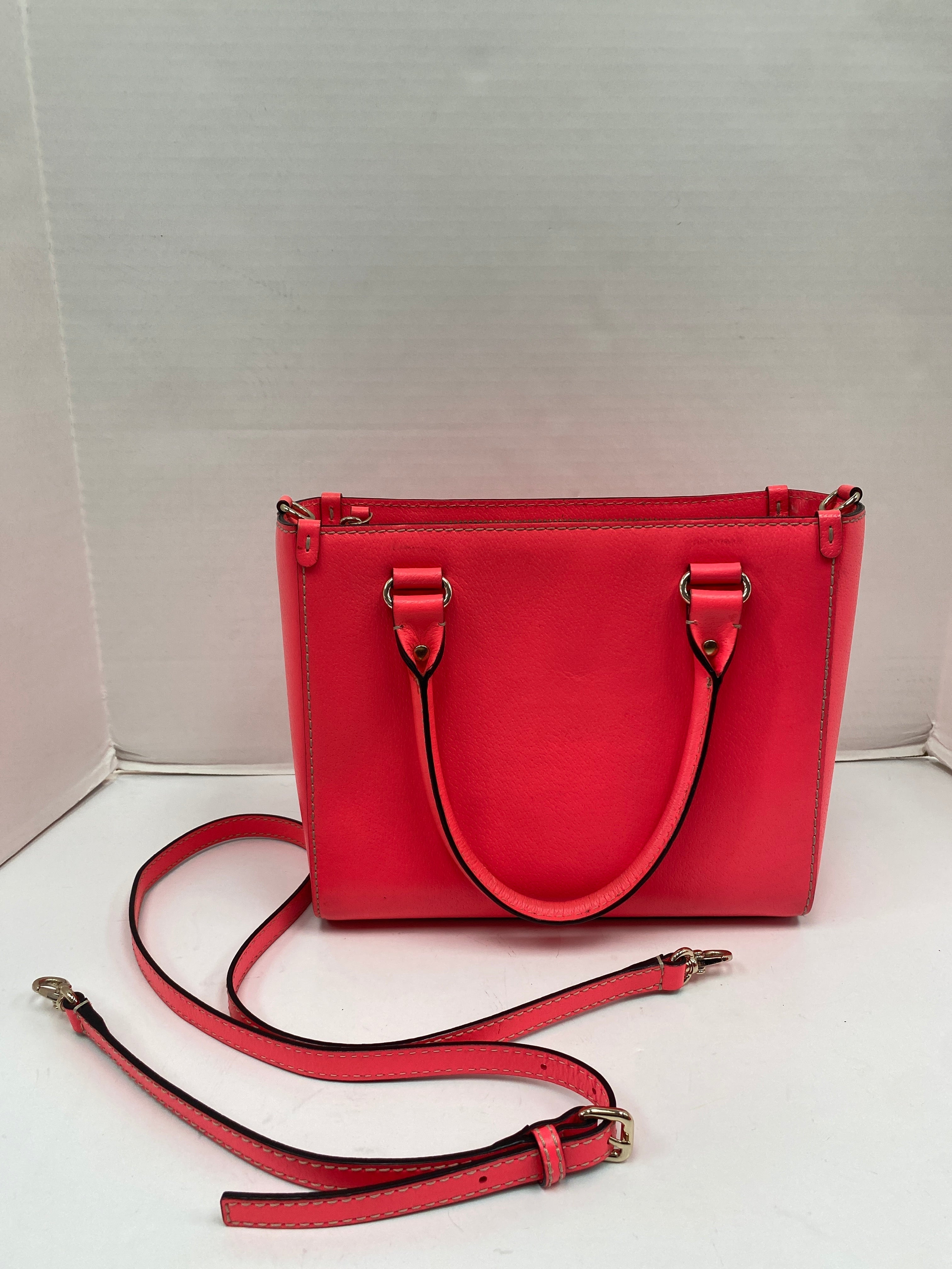 Crossbody Designer By Kate Spade. Size: Medium