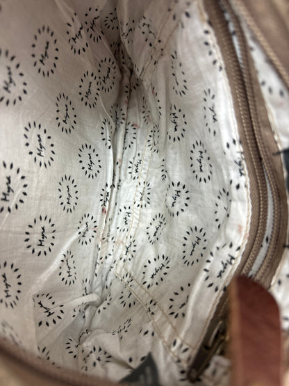 Crossbody By Myra. Size: Medium