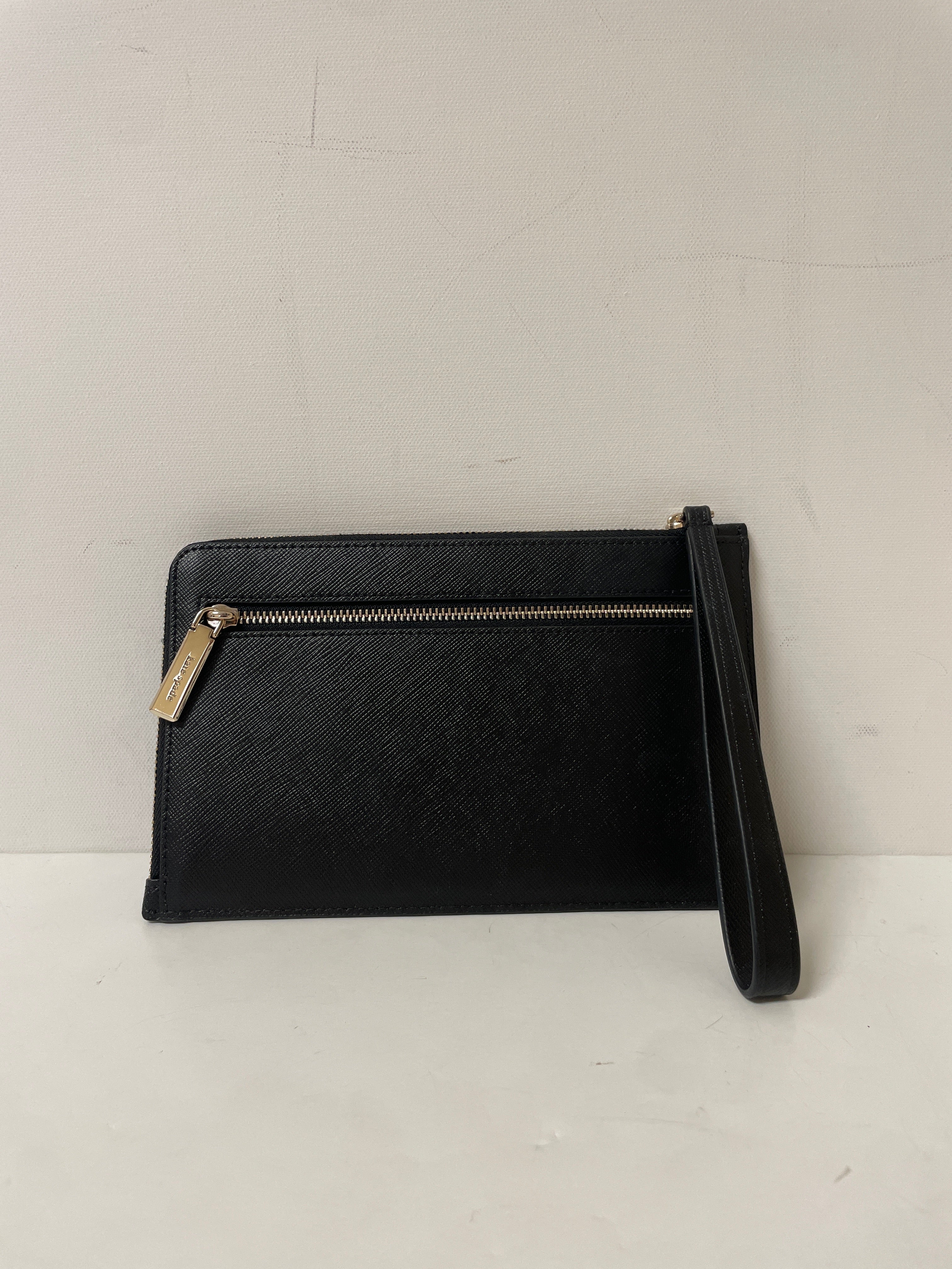 Wristlet Designer By Kate Spade. Size: Medium