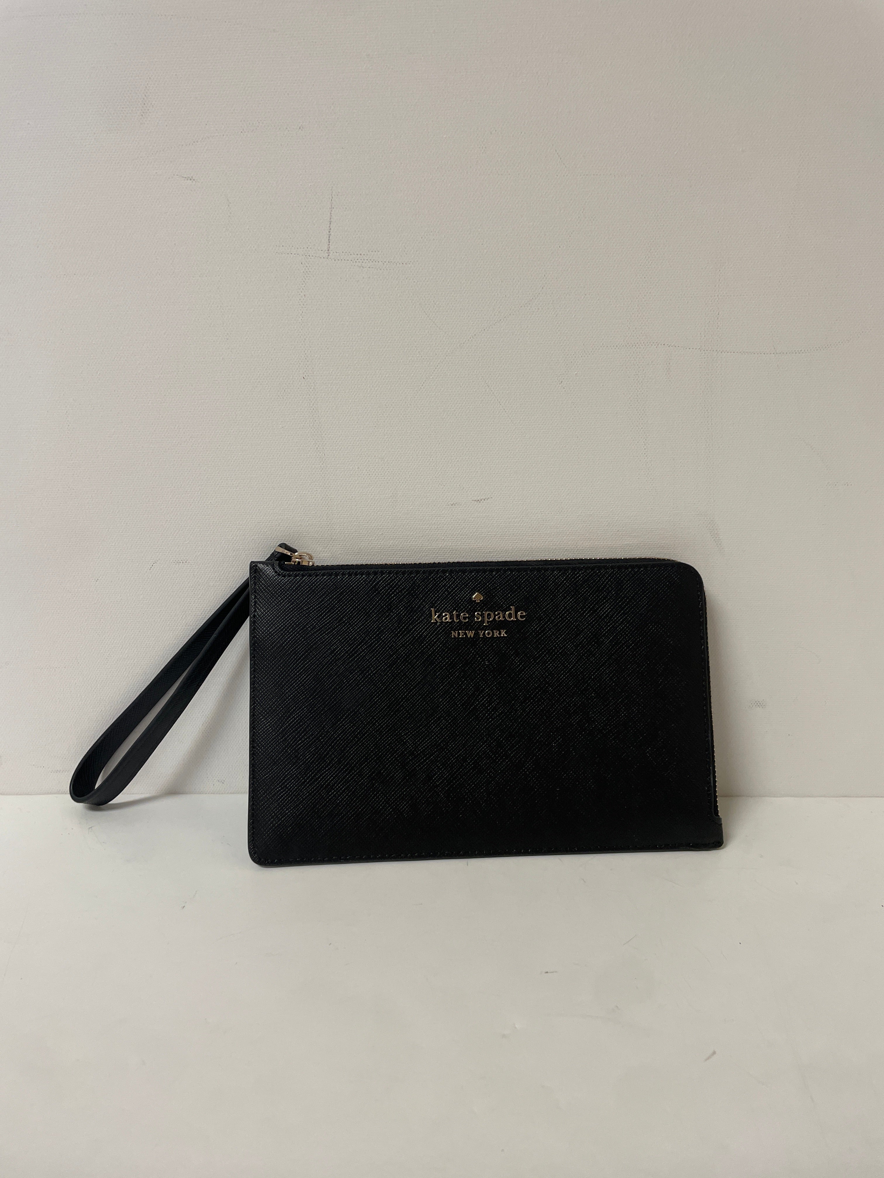 Wristlet Designer By Kate Spade. Size: Medium