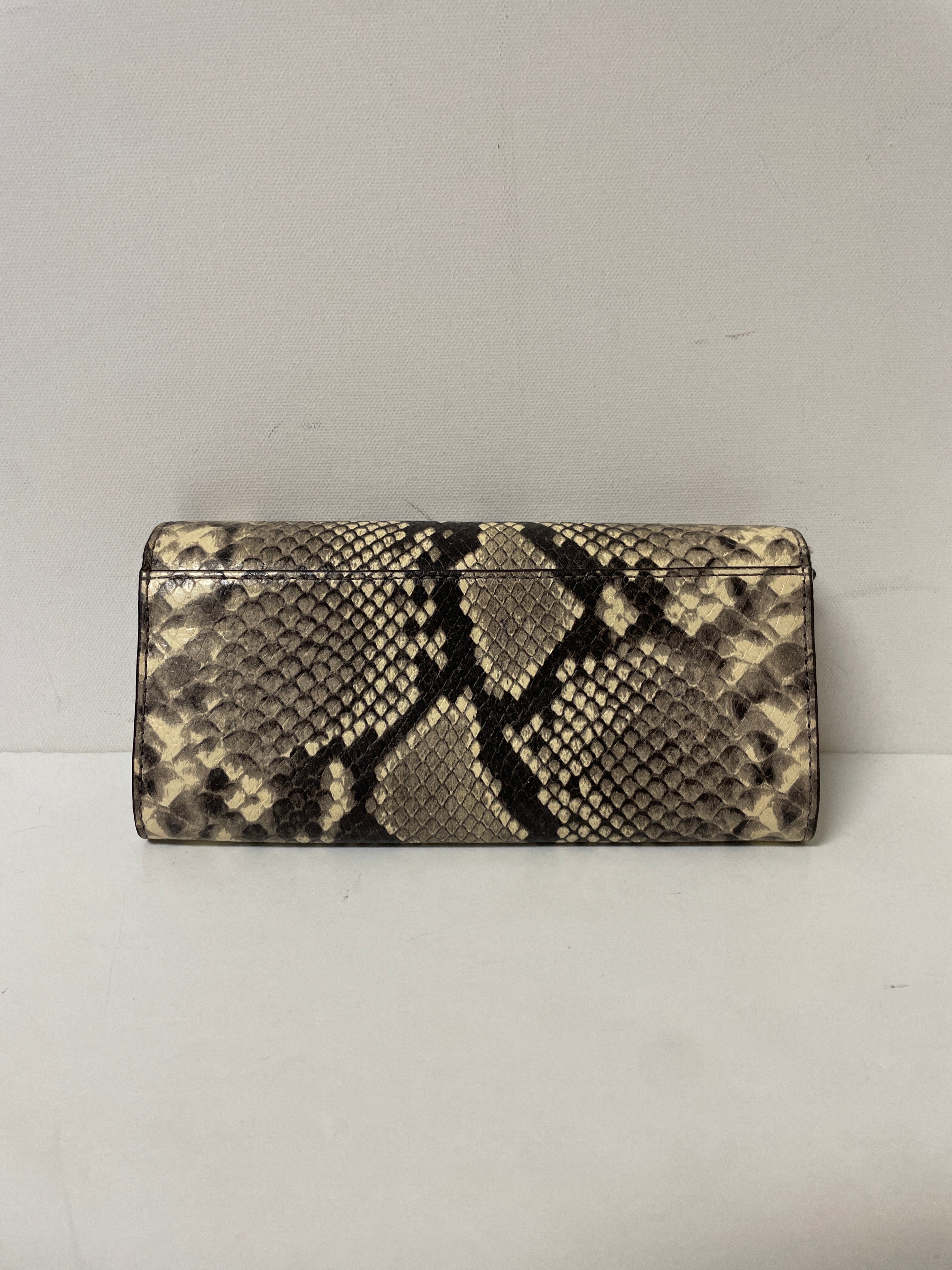 Wallet Designer By Michael Kors. Size: Large