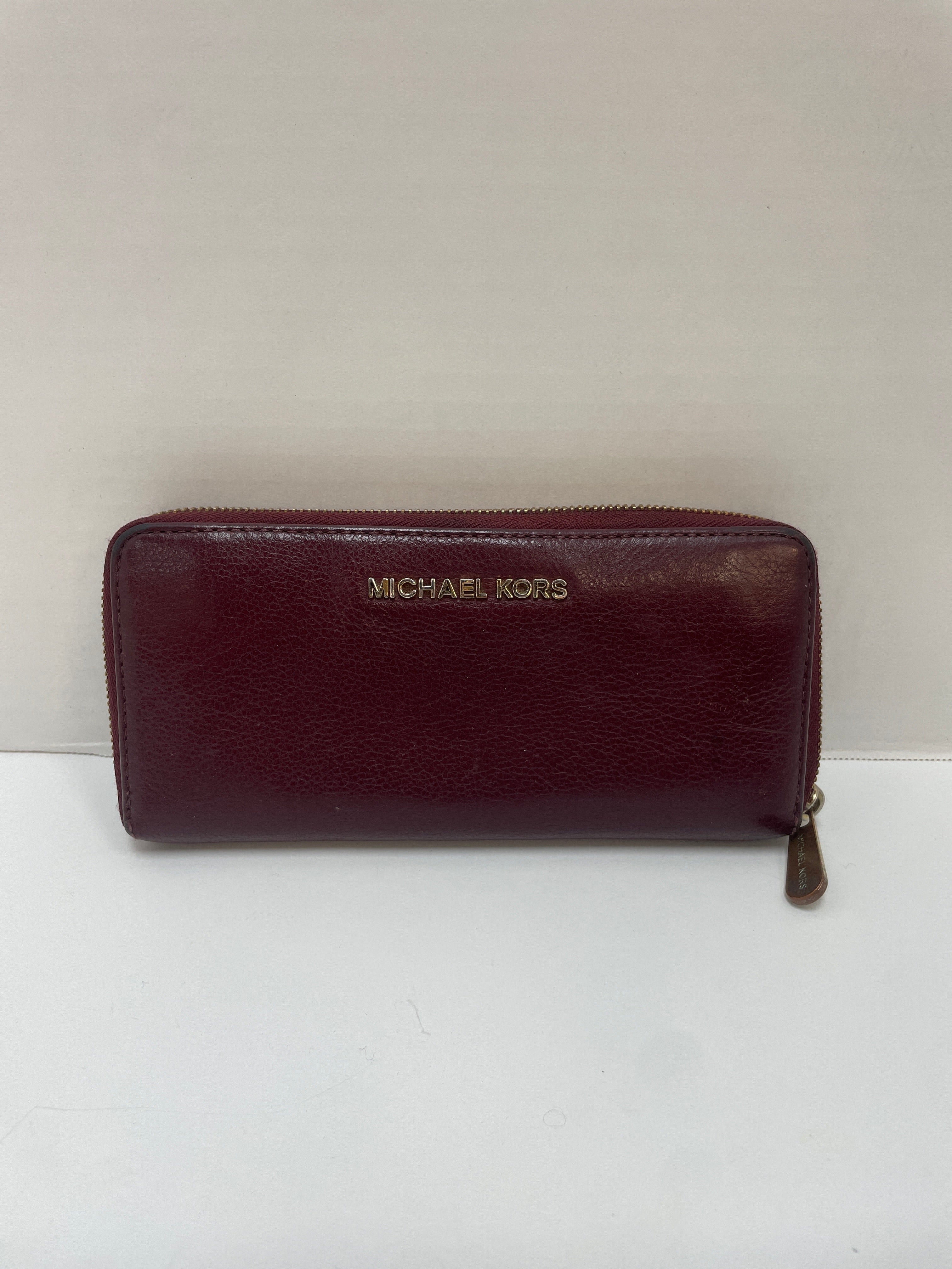 Wallet Designer By Michael Kors. Size: Large