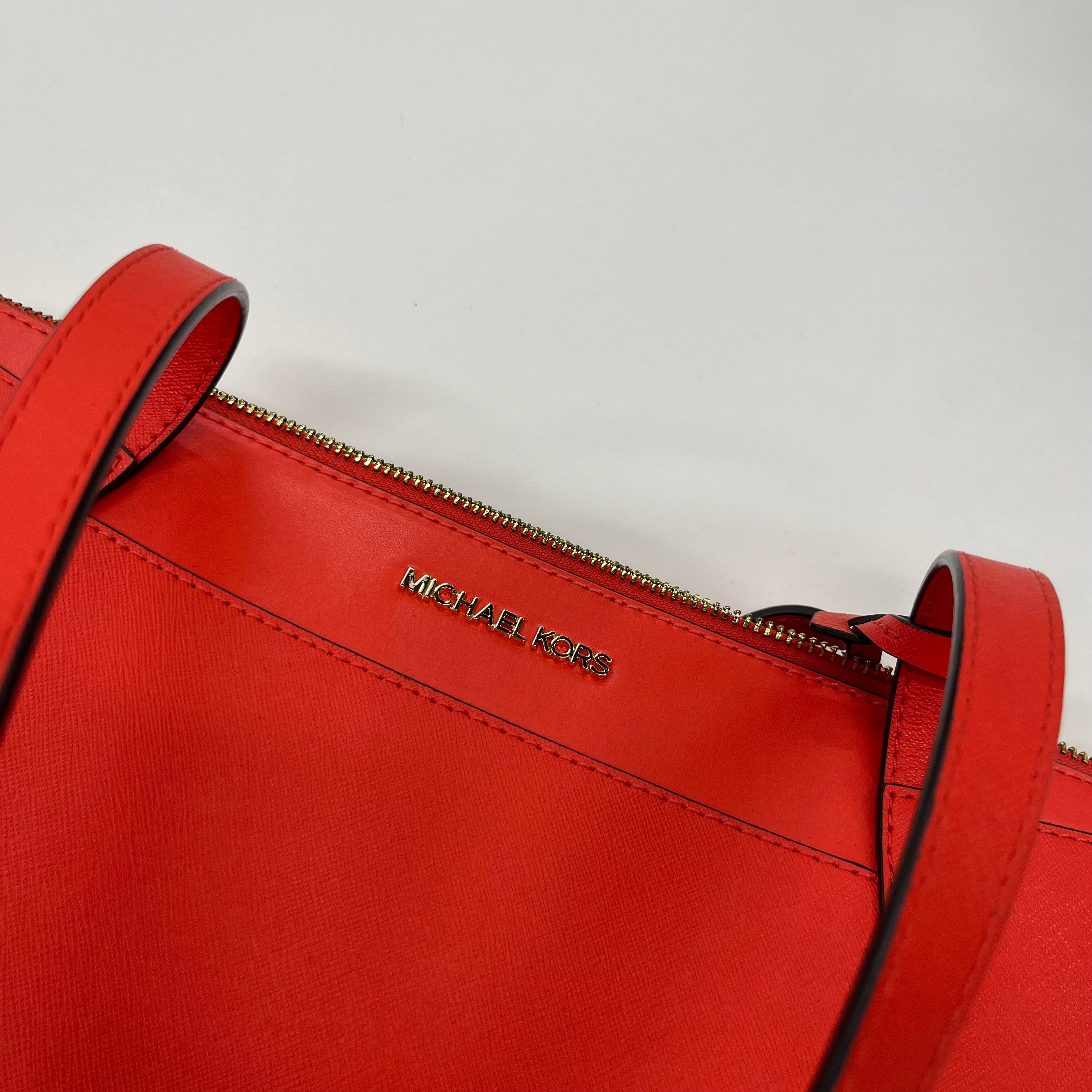Handbag Designer Michael Kors. Size Large