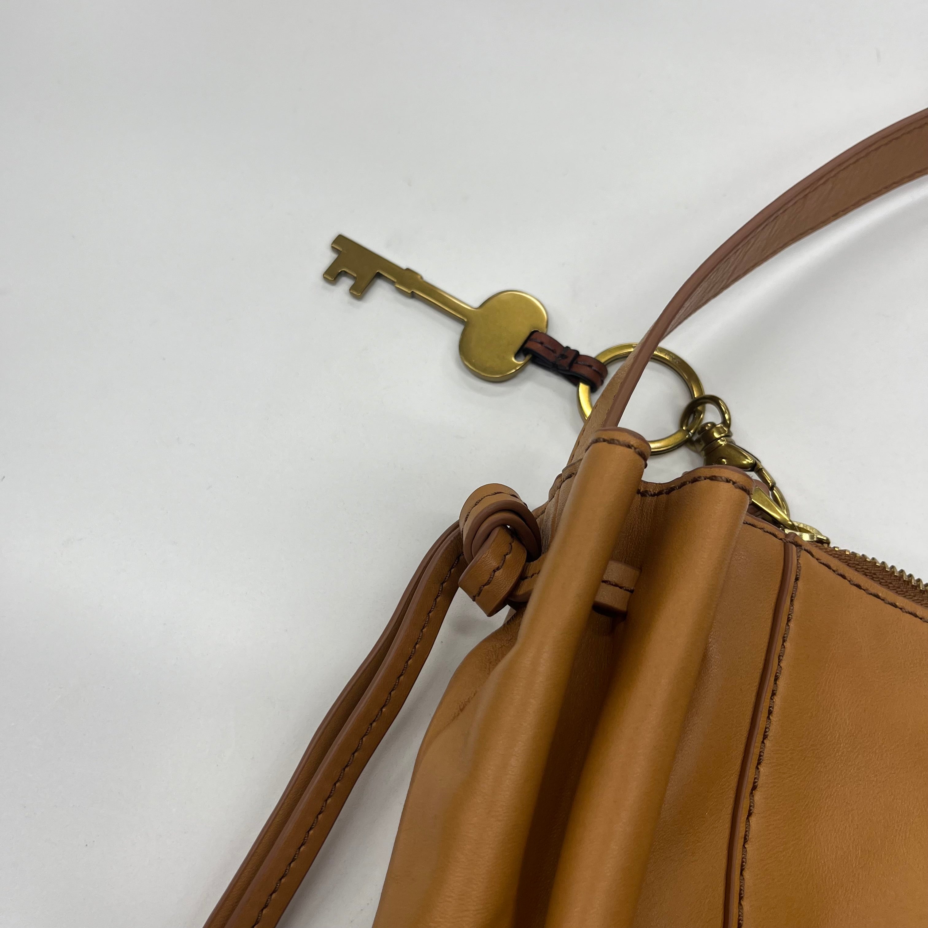 Handbag Fossil NWT. Size Large