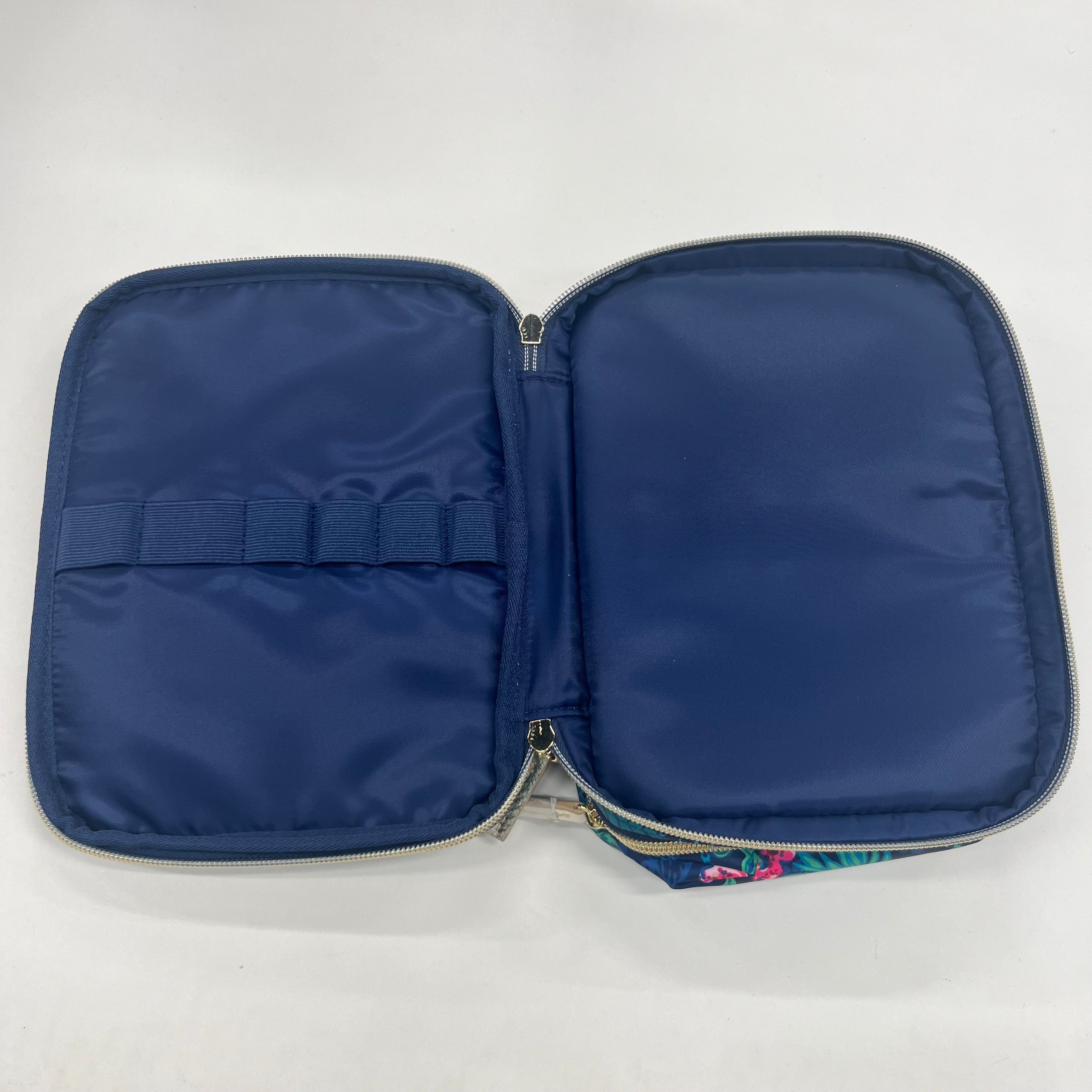 Makeup Bag Lilly Pulitzer. Size Large